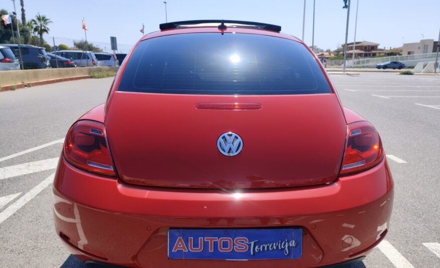 VOLKSWAGEN BEETLE 1.6 DIESEL 105 CV 2012 237.000 KM MANUAL
