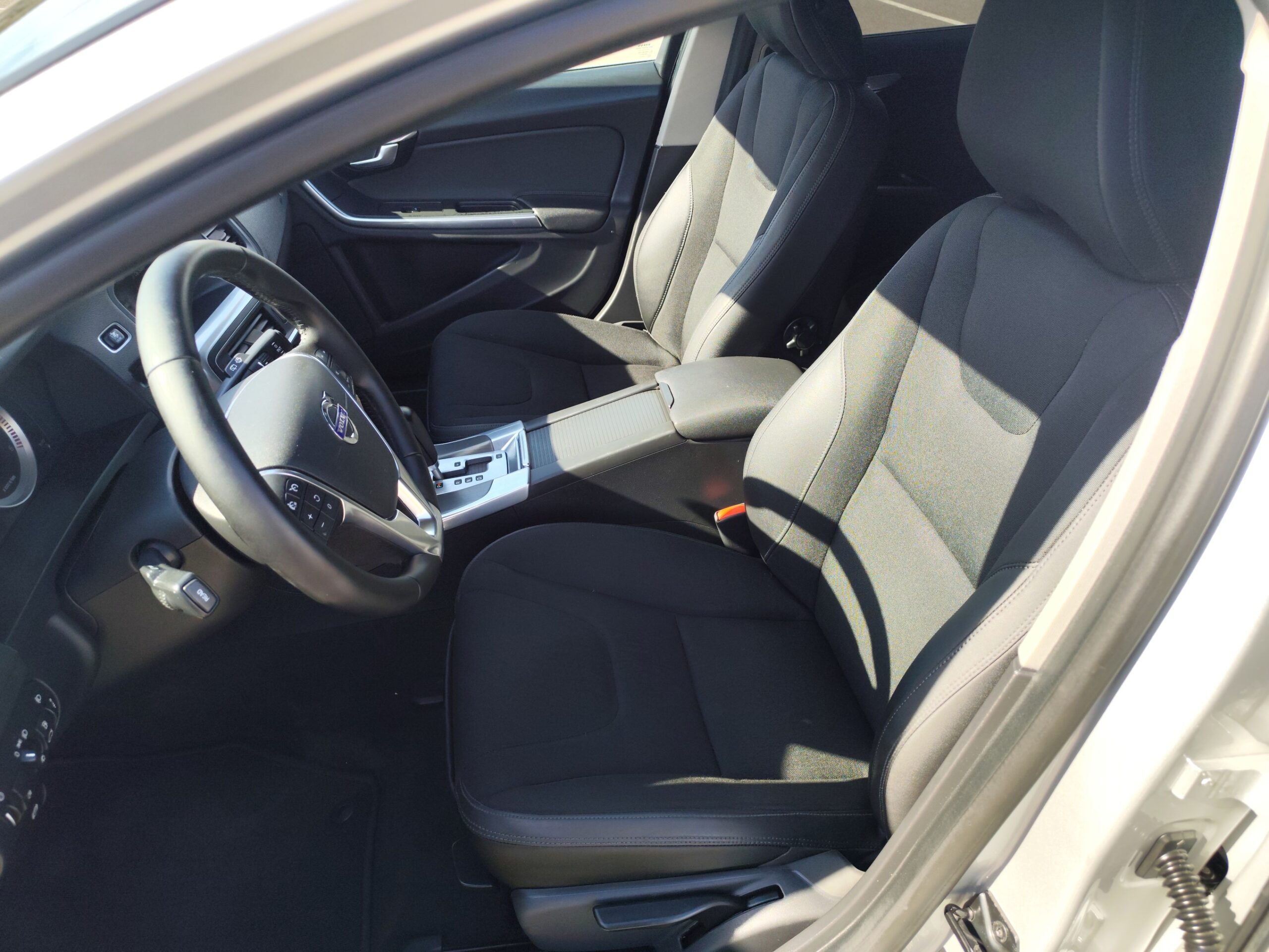 VOLVO V60 2.0 DIESEL 163 CV 163.000 KM 2011 AUTOMATICO