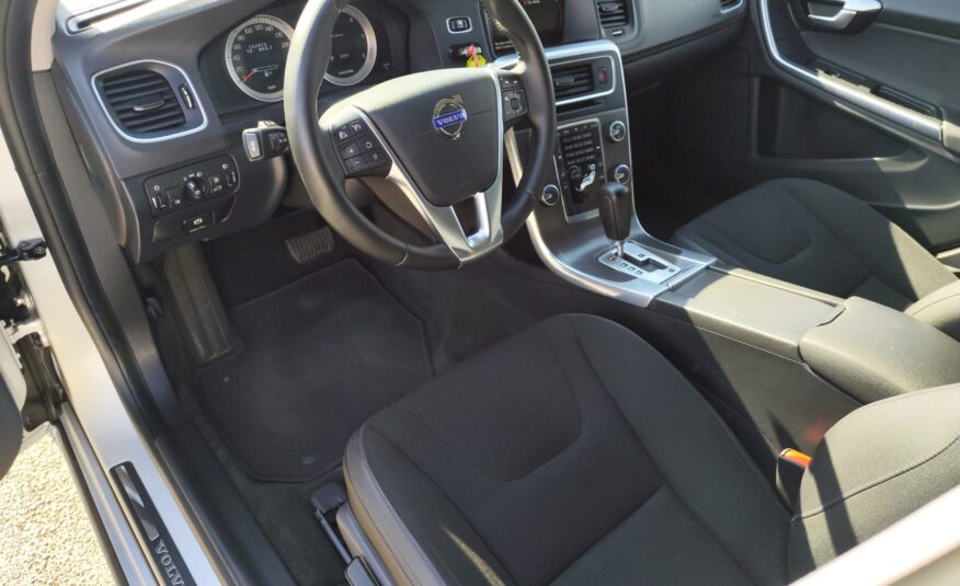 VOLVO V60 2.0 DIESEL 163 CV 163.000 KM 2011 AUTOMATICO