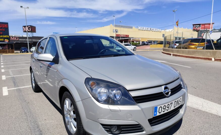 OPEL ASTRA 1.7 DIESEL 100 CV 143.000 KM 2005 MANUAL