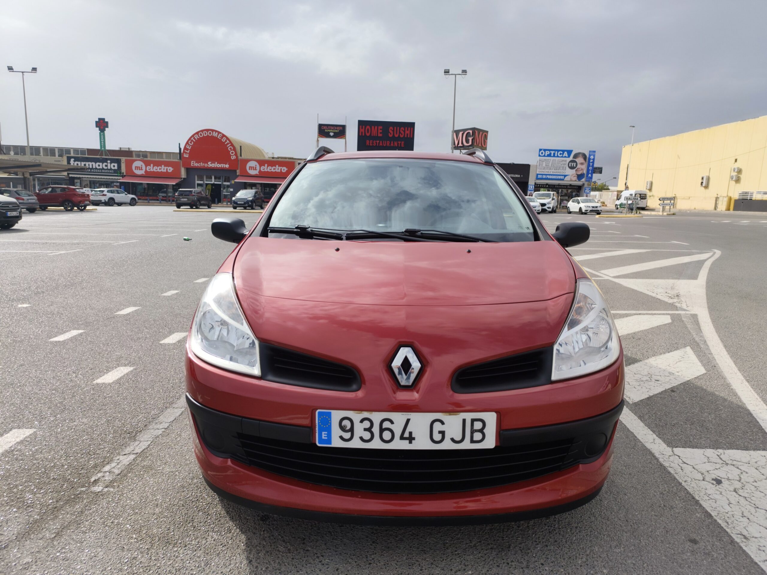 RENAULT CLIO 1.2 GASOLINA 75 CV 170.000 KM 2008 MANUAL