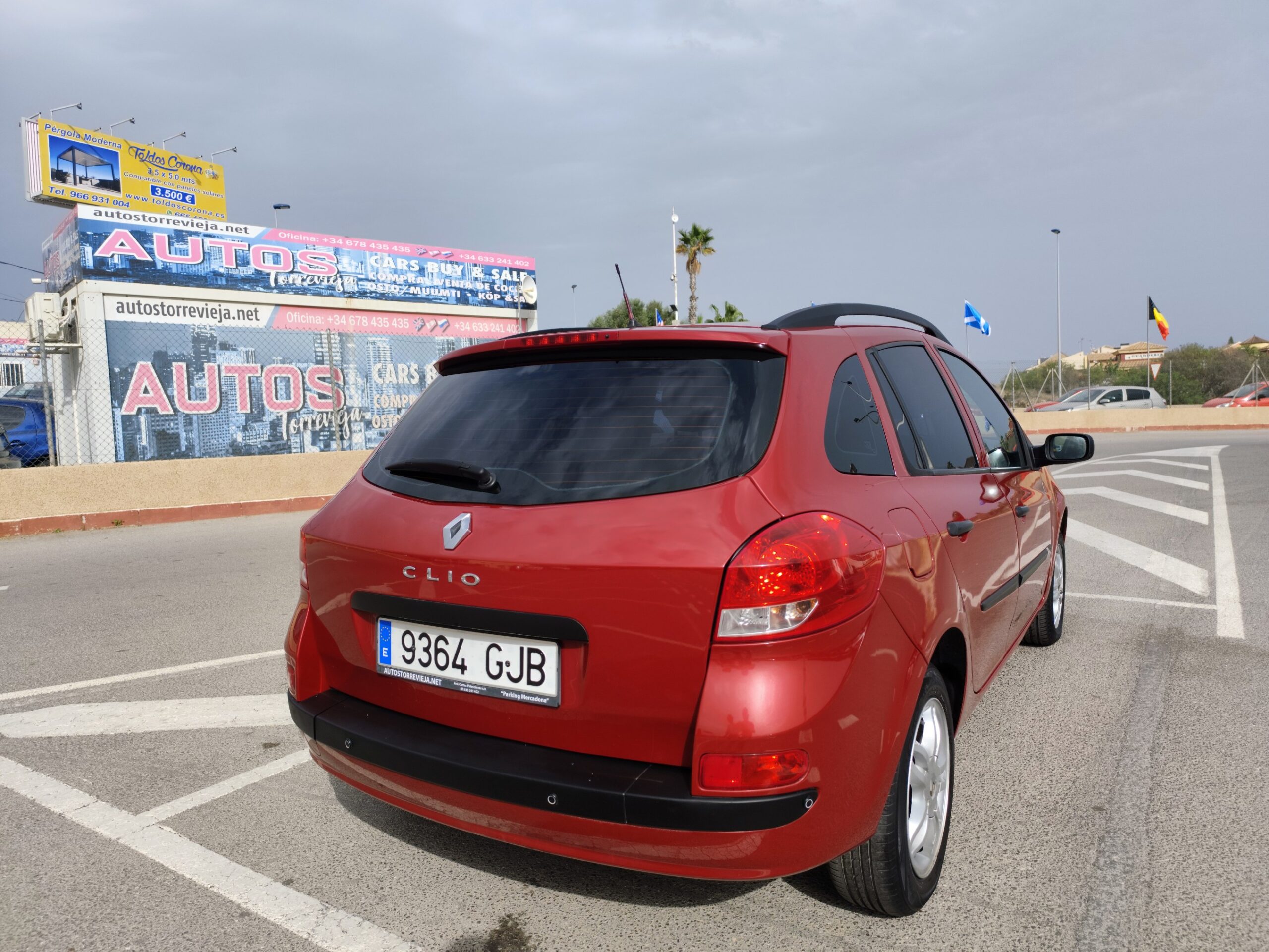 RENAULT CLIO 1.2 GASOLINA 75 CV 170.000 KM 2008 MANUAL