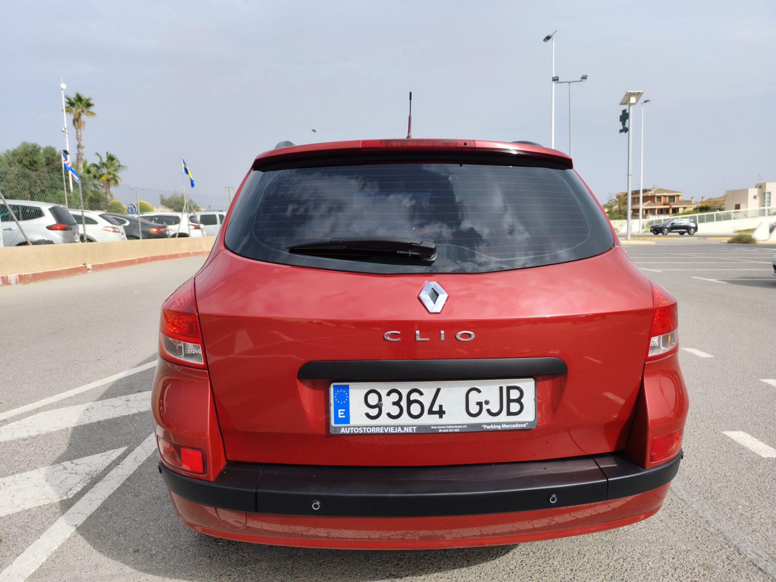 RENAULT CLIO 1.2 GASOLINA 75 CV 170.000 KM 2008 MANUAL