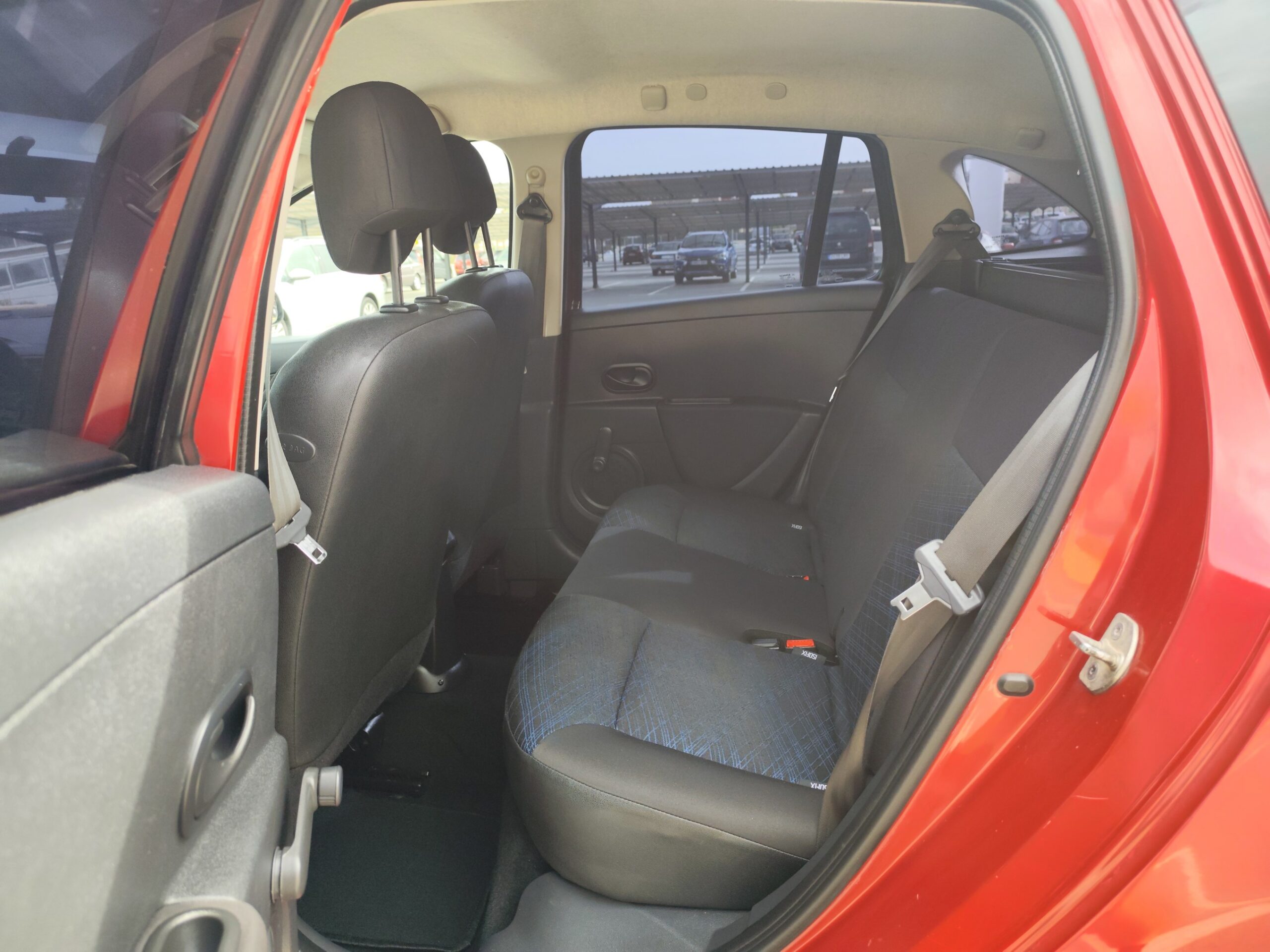 RENAULT CLIO 1.2 GASOLINA 75 CV 170.000 KM 2008 MANUAL