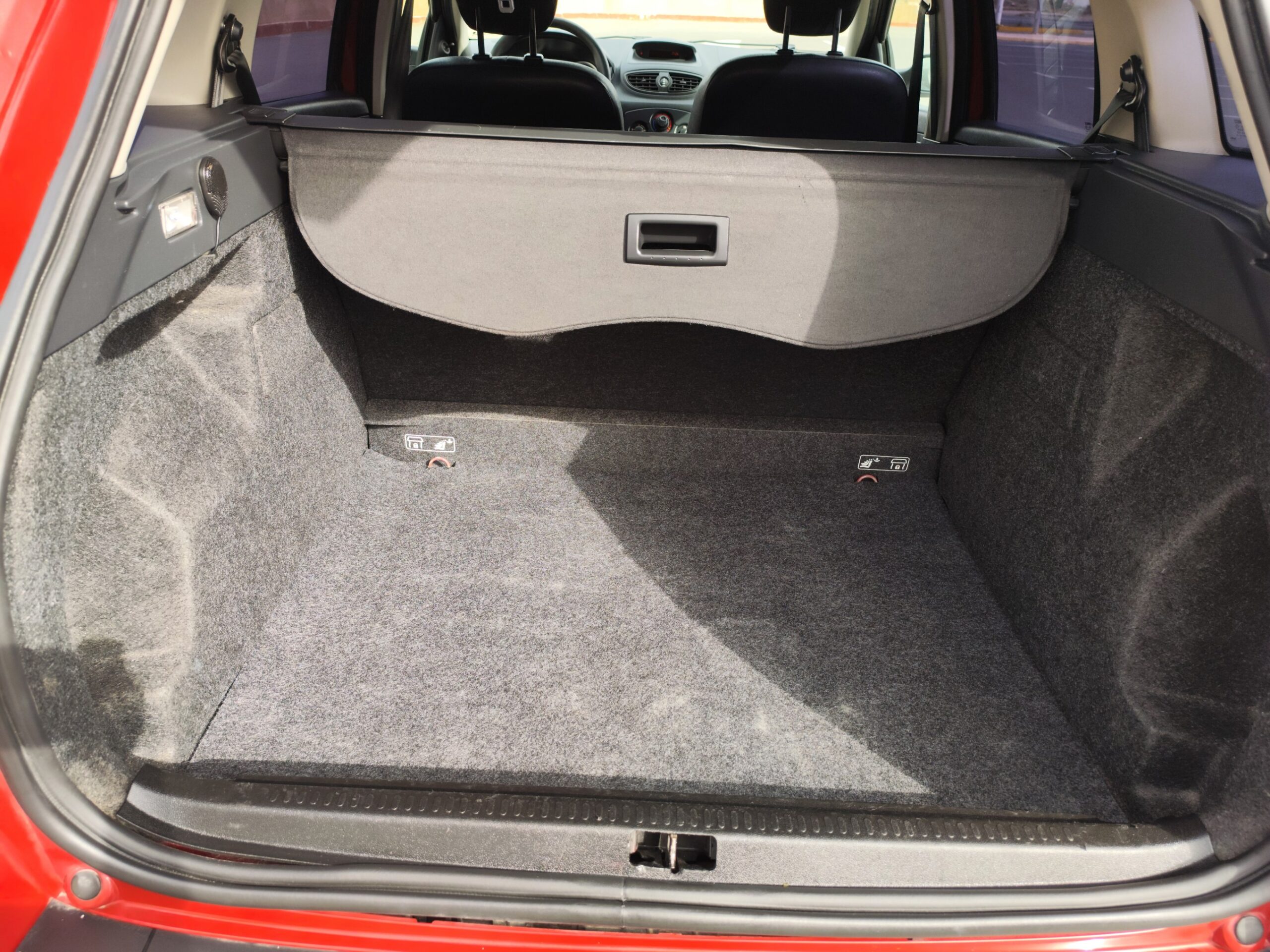 RENAULT CLIO 1.2 GASOLINA 75 CV 170.000 KM 2008 MANUAL