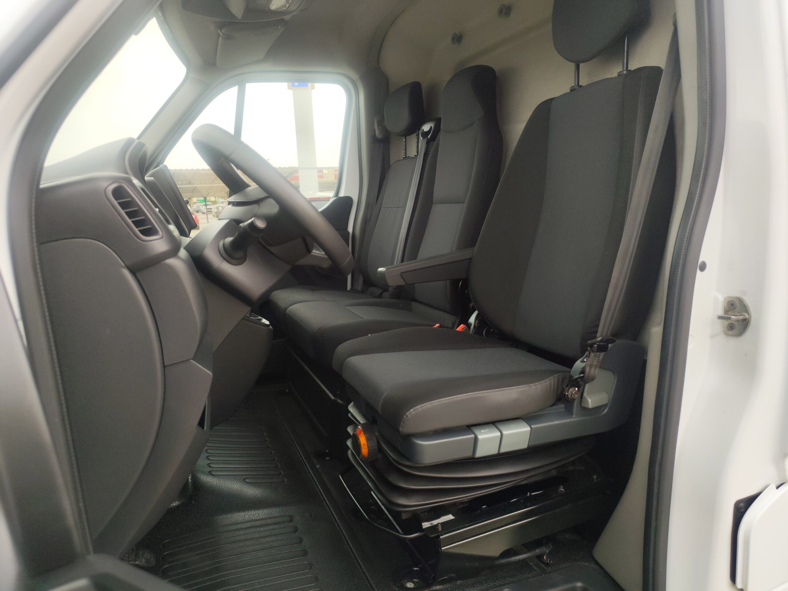 RENAULT MASTER 2.3 DIESEL 150 CV 343.000 KM 12/2022 MANUAL