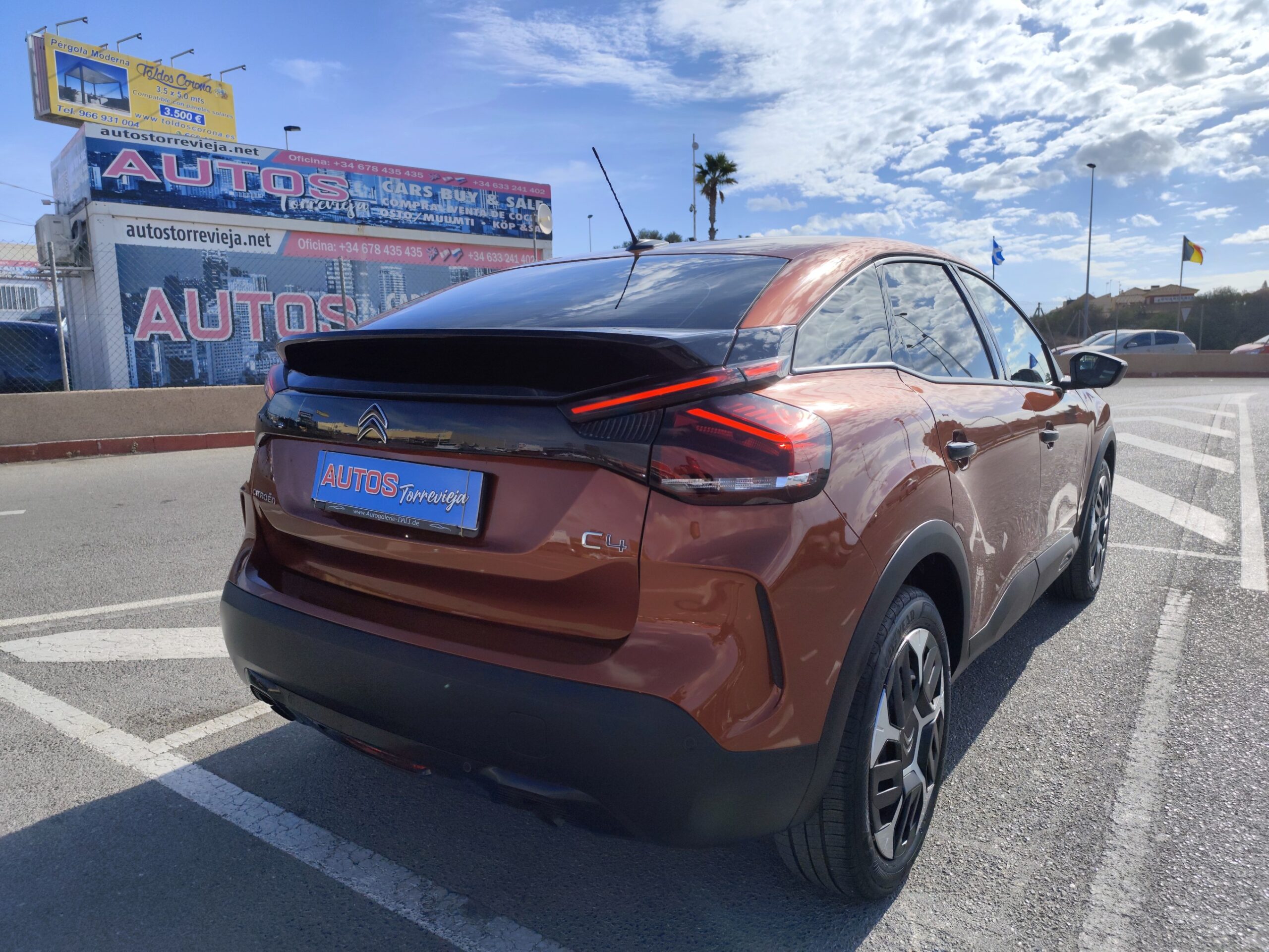 CITROEN C-4 1.2 GASOLINA 130 CV SOLO 36.000 KM 2021 AUTOMATICO