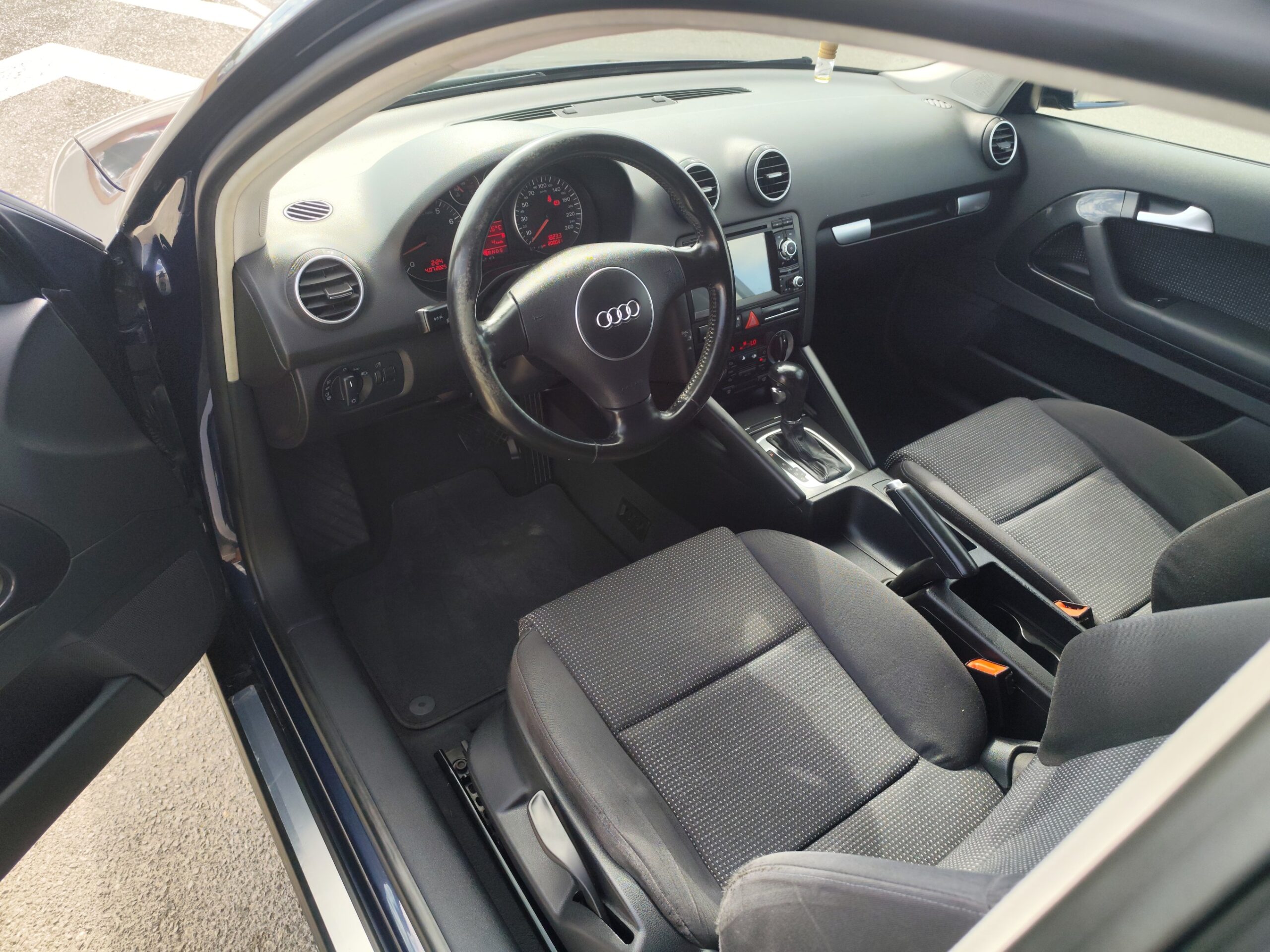 AUDI A-3 2.0 GASOLINA 150 CV 200.000 KM 2005 AUTOMATICO