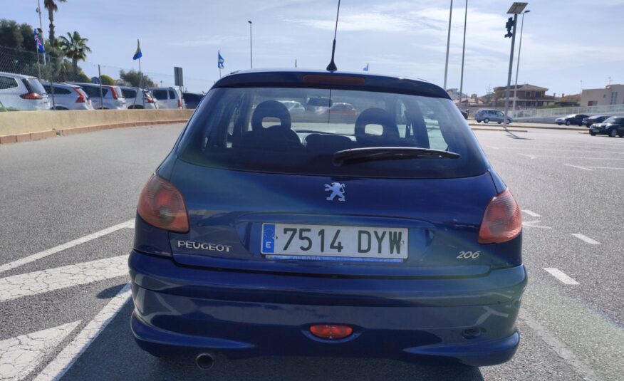 PEUEGTO 206 1.4 HDI DIESEL 68 CV 234.000 KM 2006 MANUAL