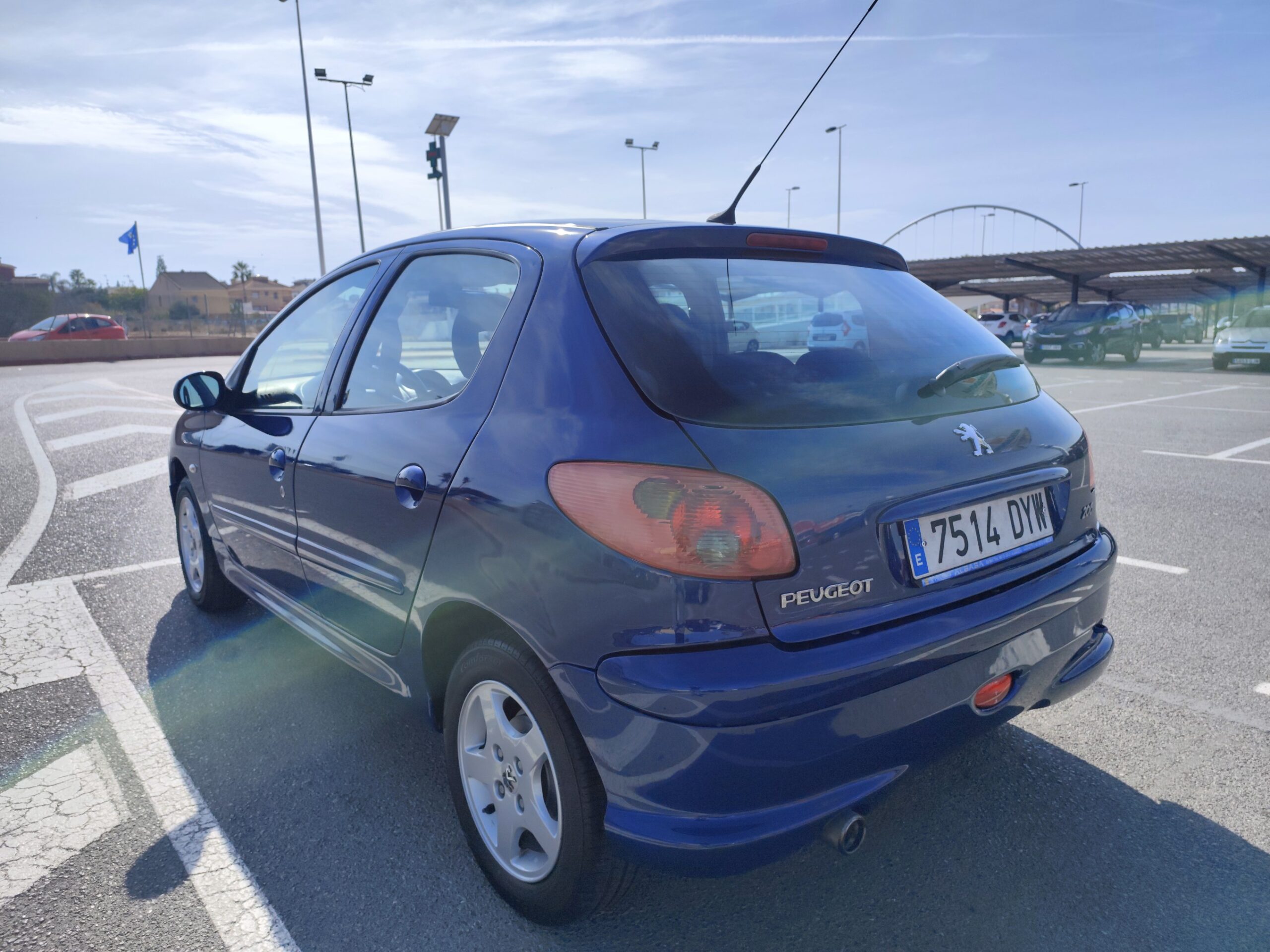 PEUEGTO 206 1.4 HDI DIESEL 68 CV 234.000 KM 2006 MANUAL