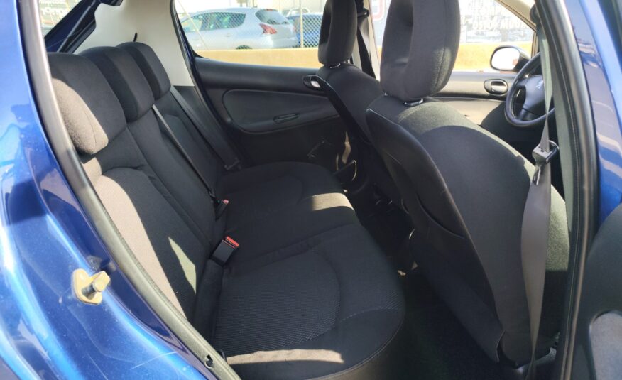 PEUEGTO 206 1.4 HDI DIESEL 68 CV 234.000 KM 2006 MANUAL