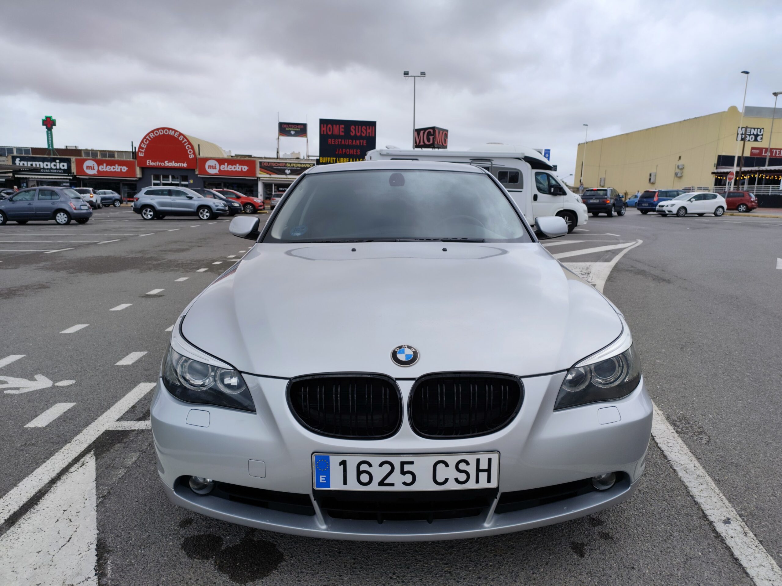 BMW 525i 2.5 GASOLINA 192 CV 2004 205.000 KM AUTOMATICO