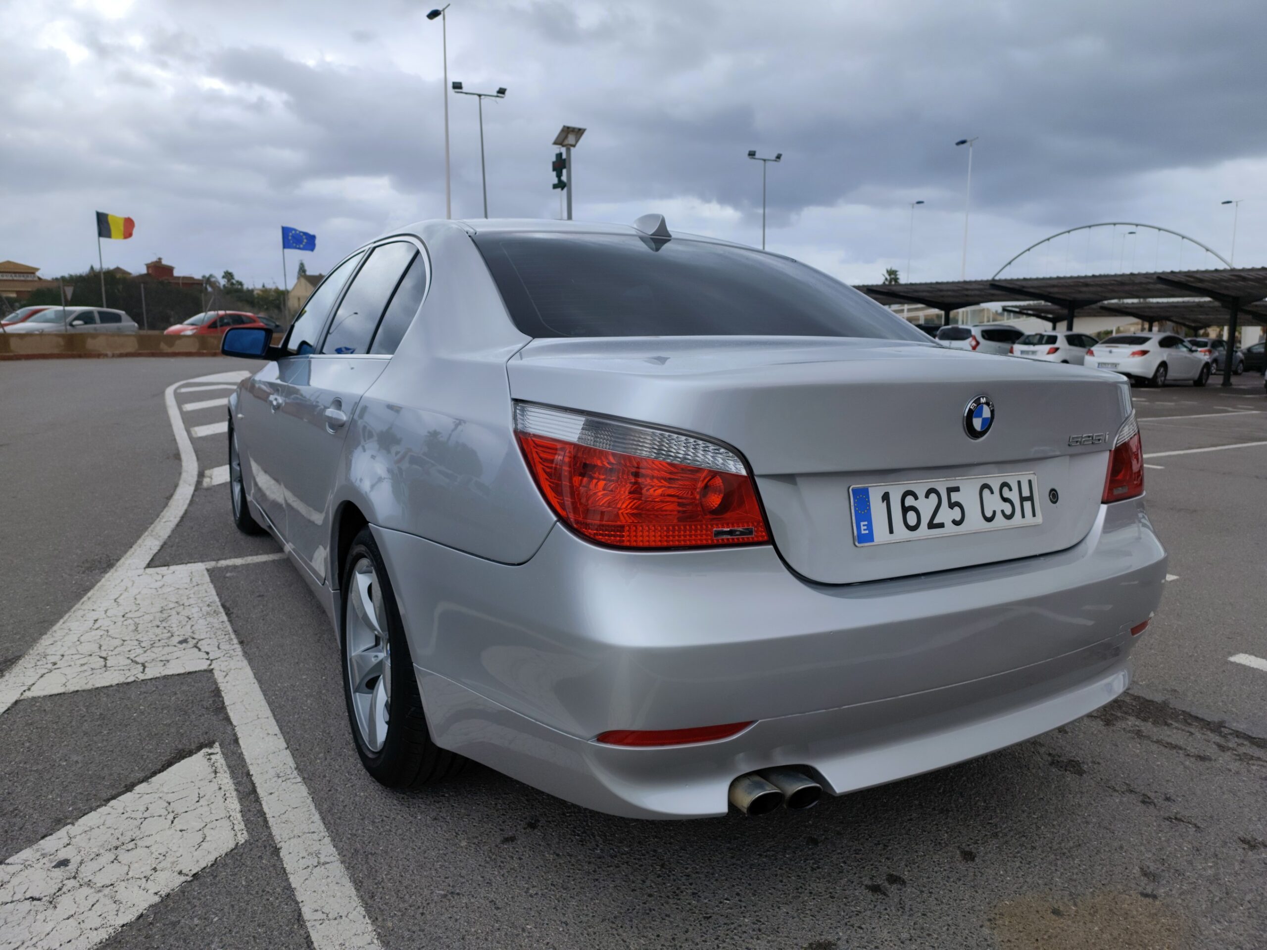 BMW 525i 2.5 GASOLINA 192 CV 2004 205.000 KM AUTOMATICO