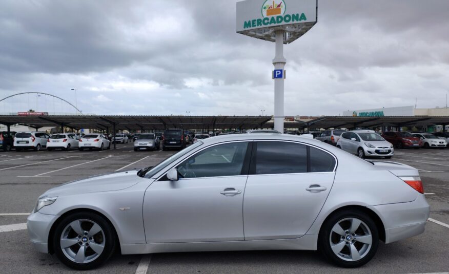 BMW 525i 2.5 GASOLINA 192 CV 2004 205.000 KM AUTOMATICO