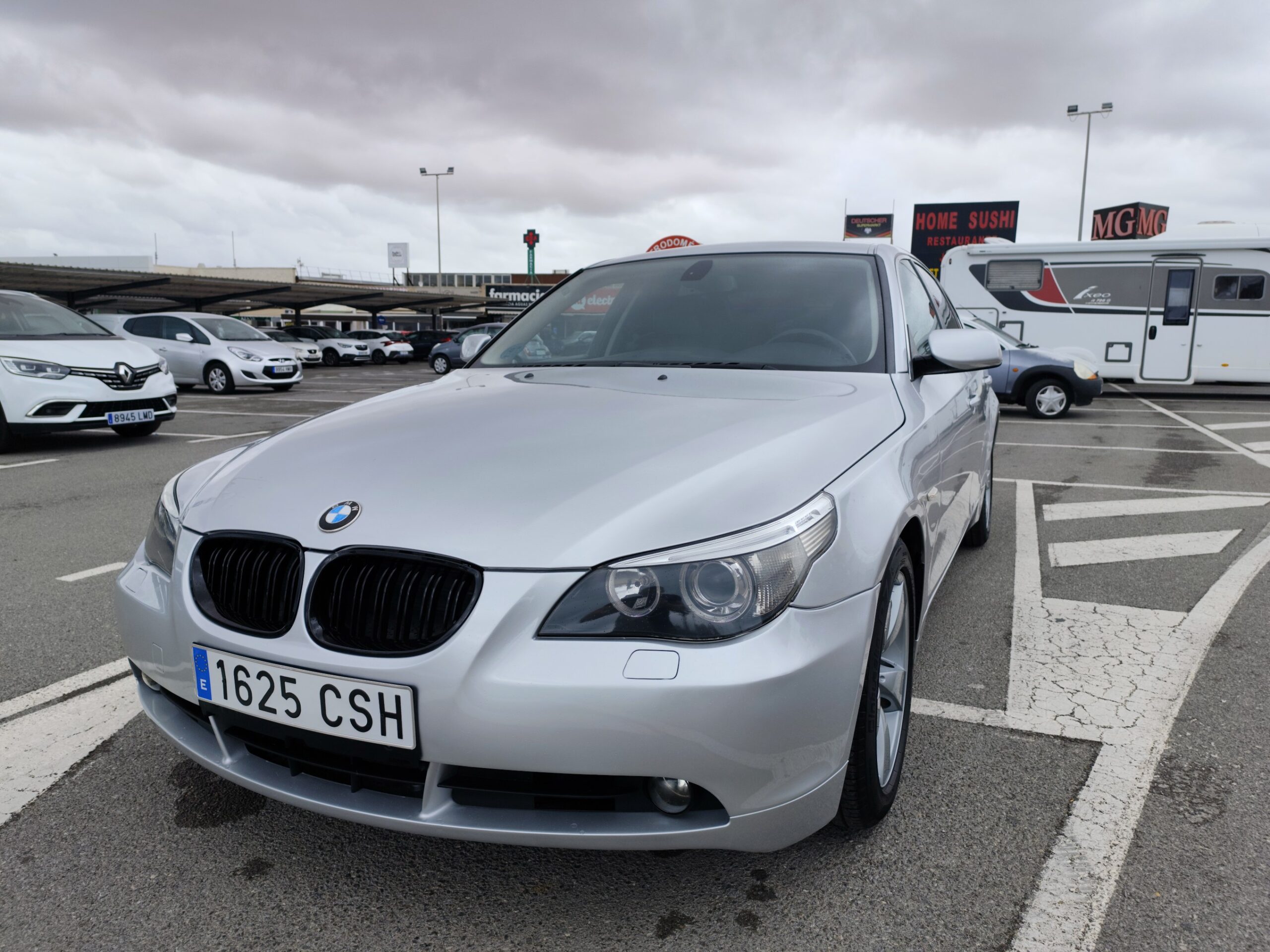 BMW 525i 2.5 GASOLINA 192 CV 2004 205.000 KM AUTOMATICO