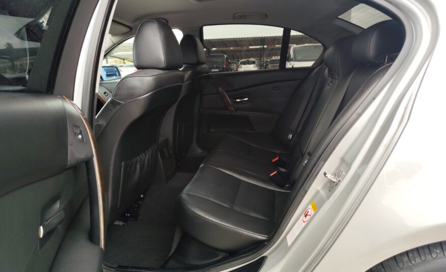 BMW 525i 2.5 GASOLINA 192 CV 2004 205.000 KM AUTOMATICO