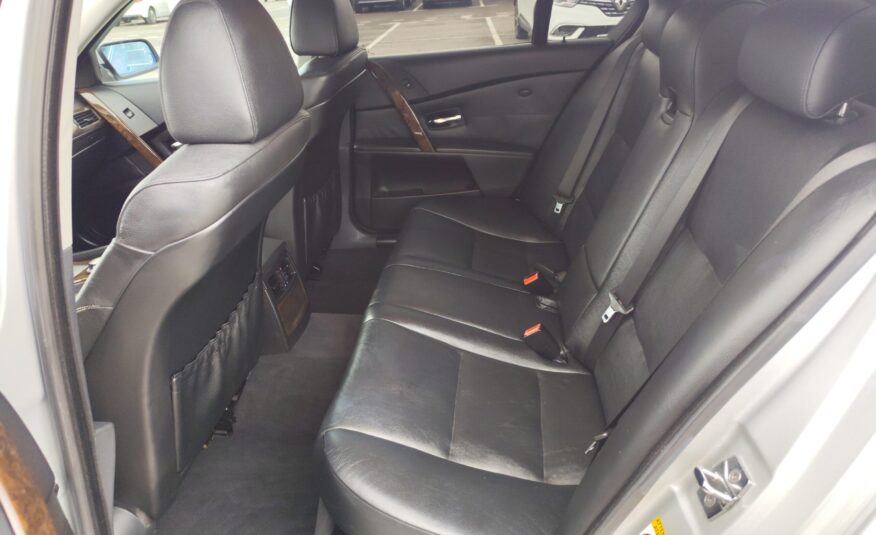 BMW 525i 2.5 GASOLINA 192 CV 2004 205.000 KM AUTOMATICO