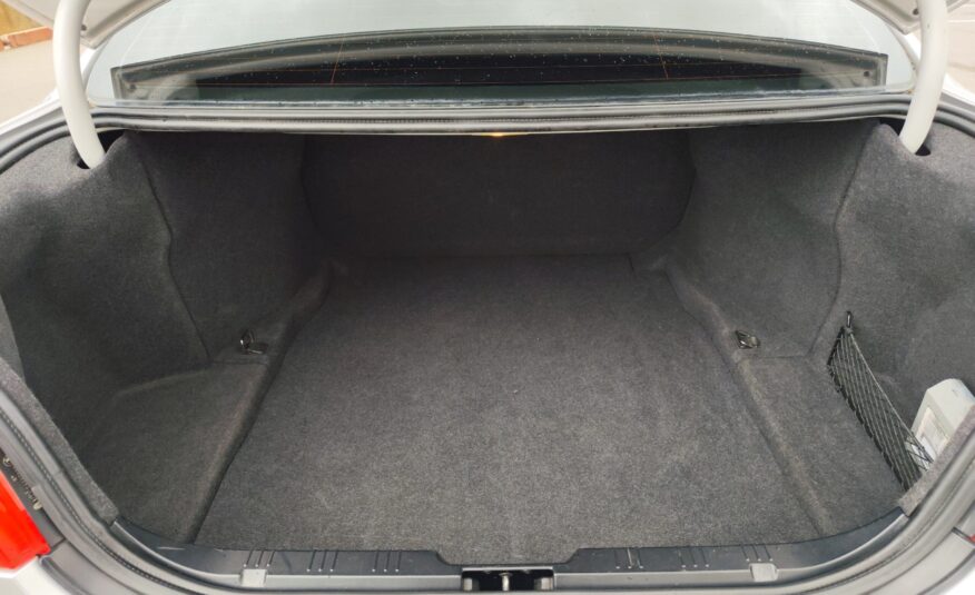 BMW 525i 2.5 GASOLINA 192 CV 2004 205.000 KM AUTOMATICO