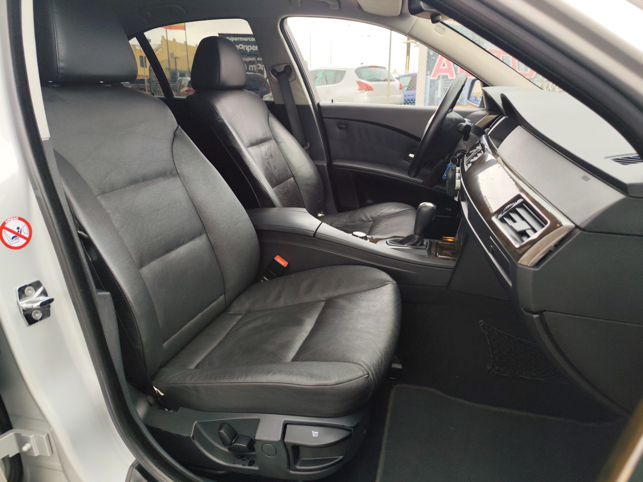 BMW 525i 2.5 GASOLINA 192 CV 2004 205.000 KM AUTOMATICO