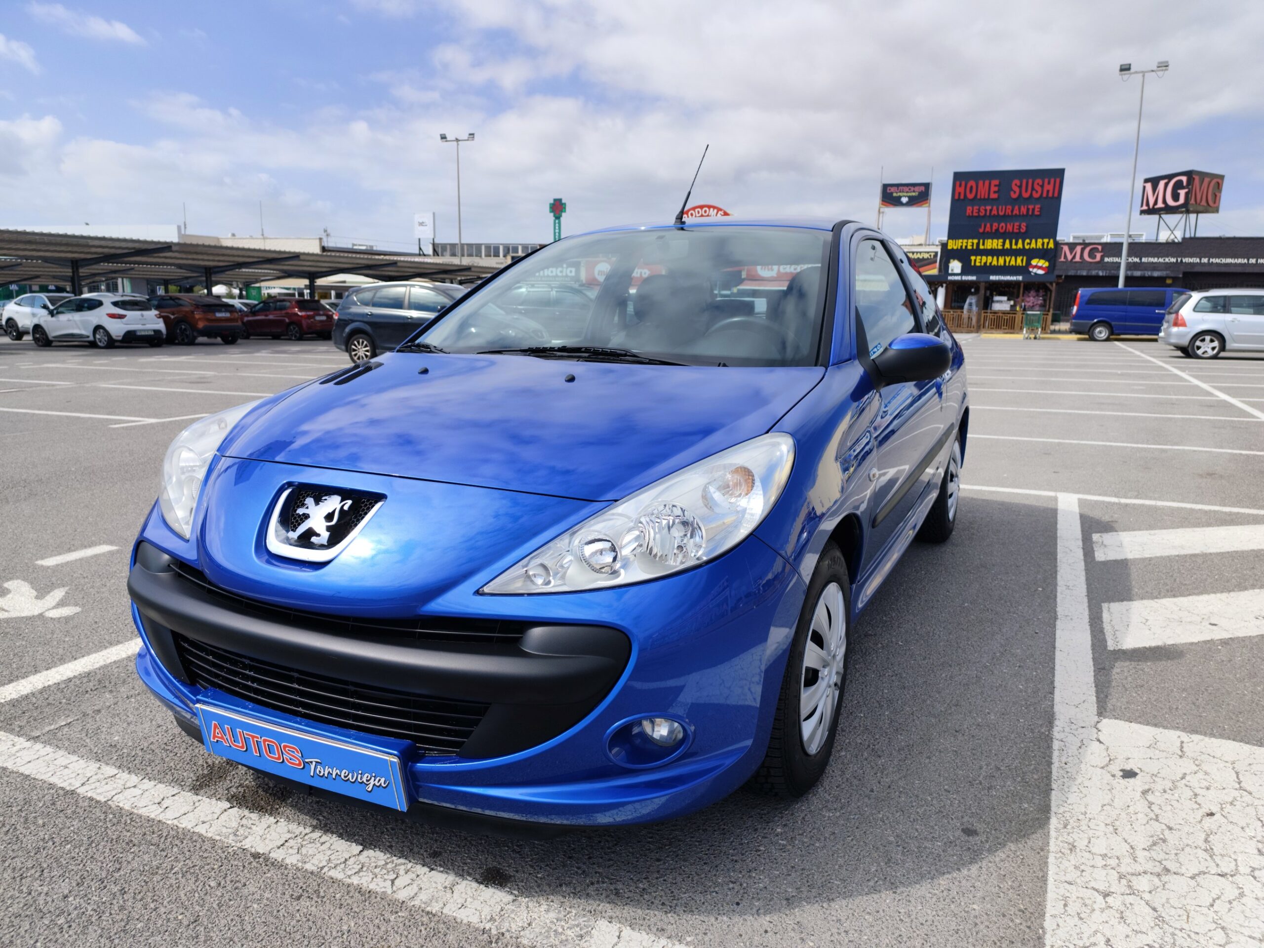 PEUGEOT 206+ 1.4 GASOLINA 75 CV 132.000 KM 2012 MANUAL