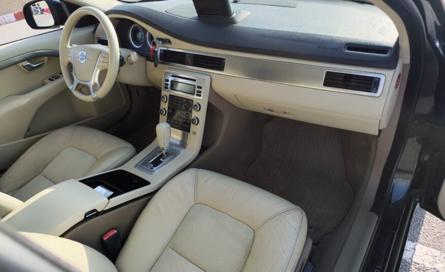 VOLVO V70 2.4 DIESEL 205 CV 219.000 KM 2010 AUTOMATICO