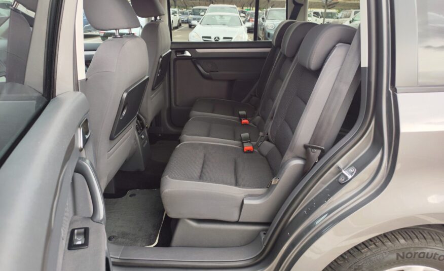 VOLKSWAGEN TOURAN 1.6 DIESEL 105 CV 2011 185.000 KM 7 PLAZAS AUTOMATICO