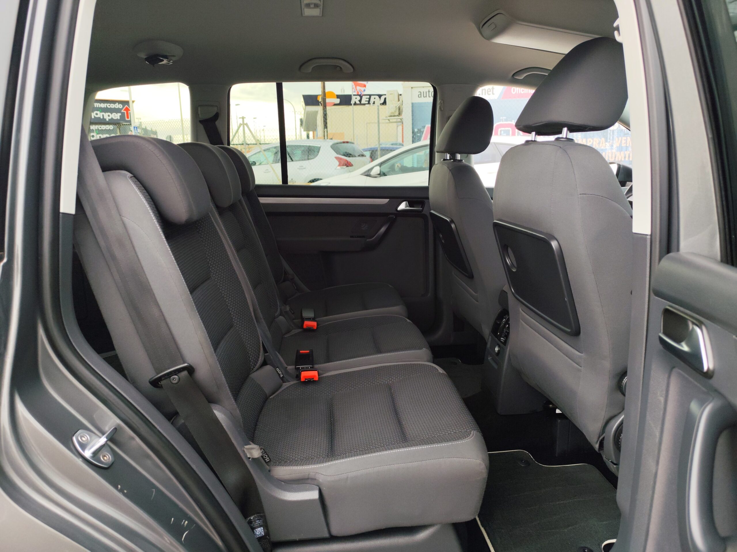 VOLKSWAGEN TOURAN 1.6 DIESEL 105 CV 2011 185.000 KM 7 PLAZAS AUTOMATICO