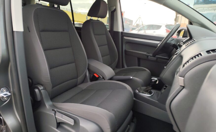 VOLKSWAGEN TOURAN 1.6 DIESEL 105 CV 2011 185.000 KM 7 PLAZAS AUTOMATICO