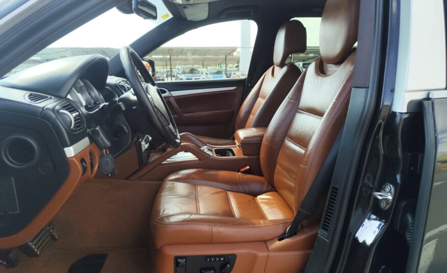 PORSCHE CAYANNE S 4.8 GASOLINA 385 CV  2007 252.000 KM AUTOMATICO