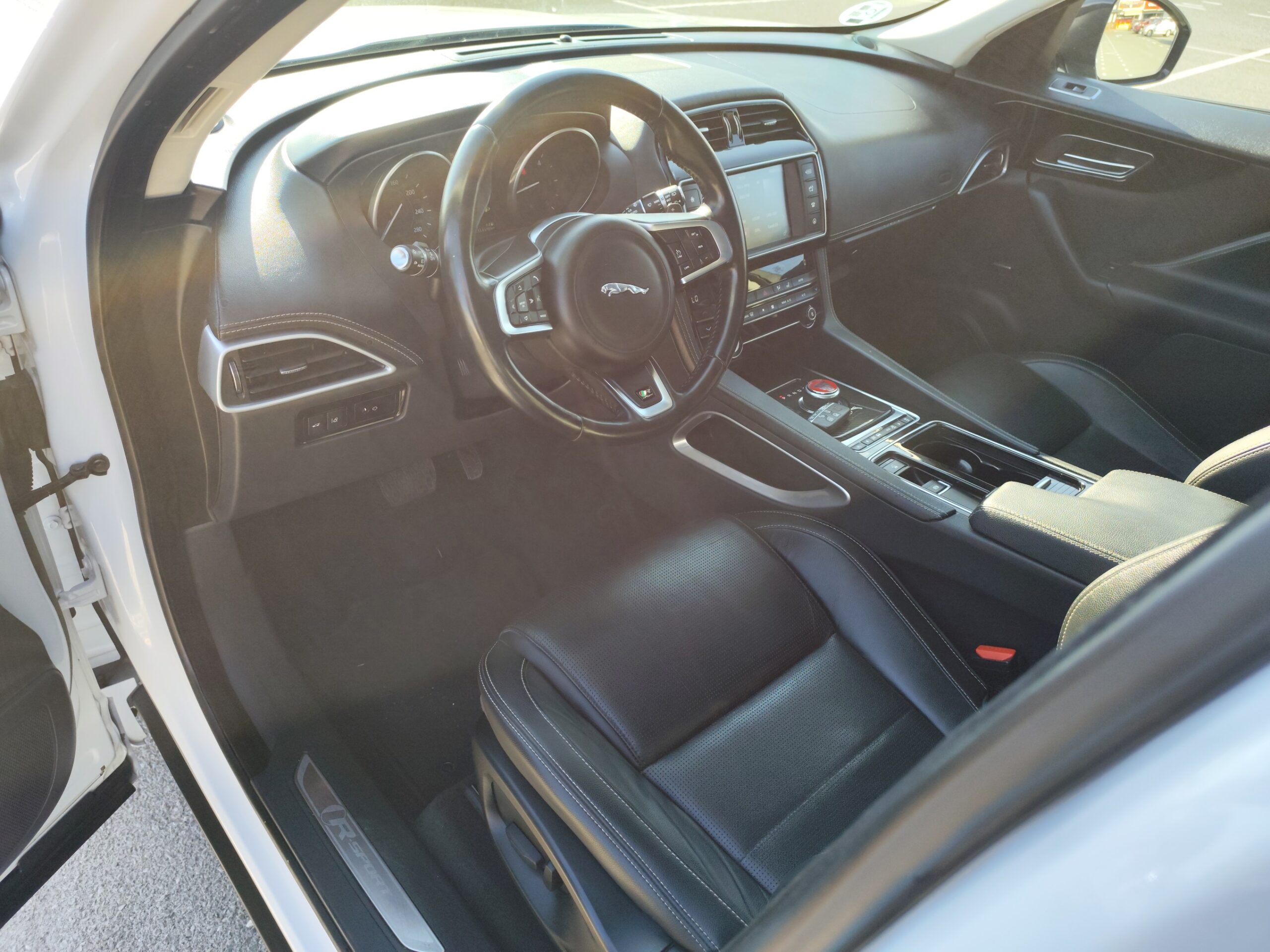 JAGUAR F-PACE 2.0 DIESEL 180 CV 130.000 KM 12/2016 AUTOMATICO