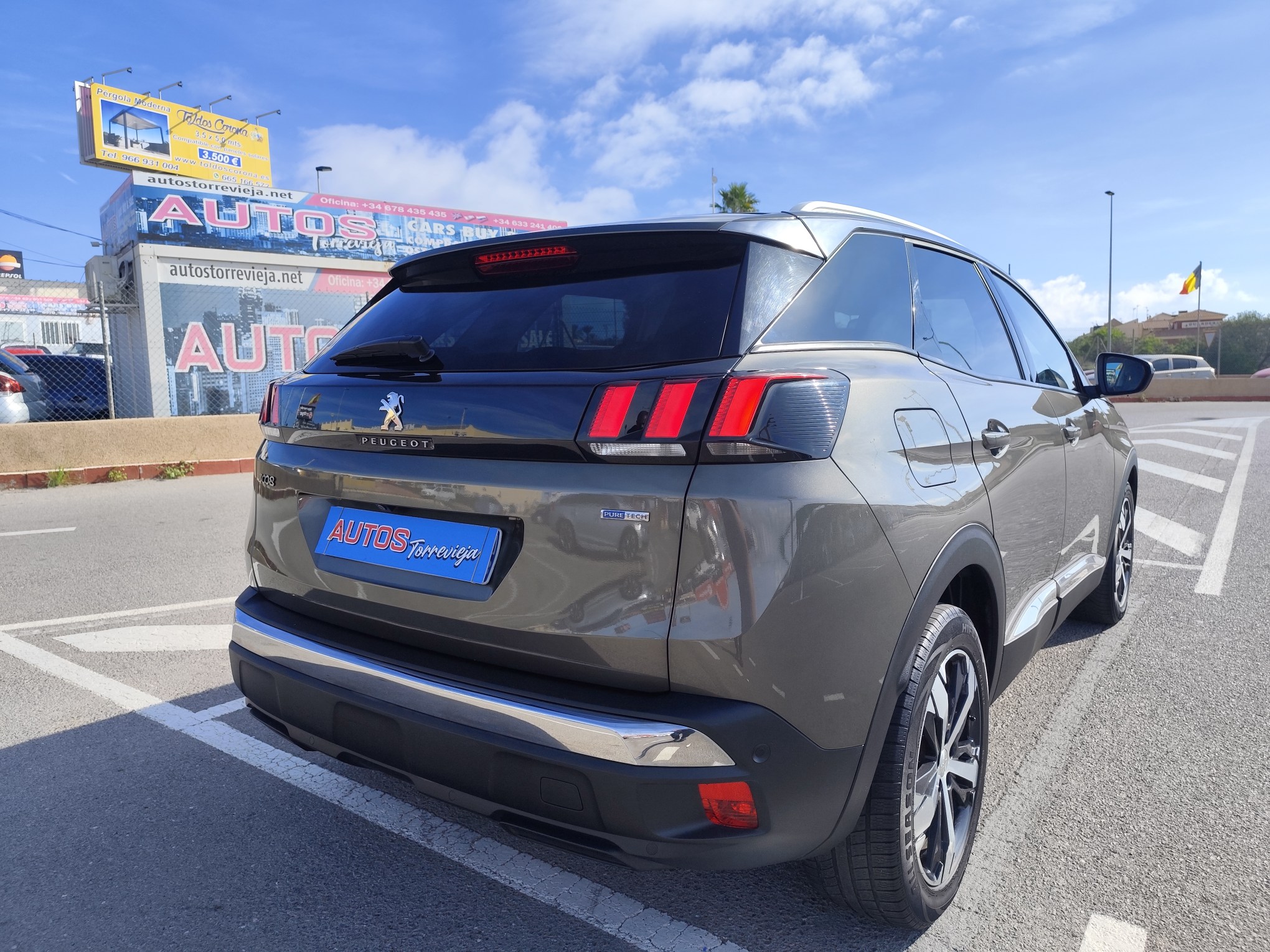 PEUGEOT 3008 1.2 GASOLINA 130 CV 2017 127.000 KM AUTOMATICO