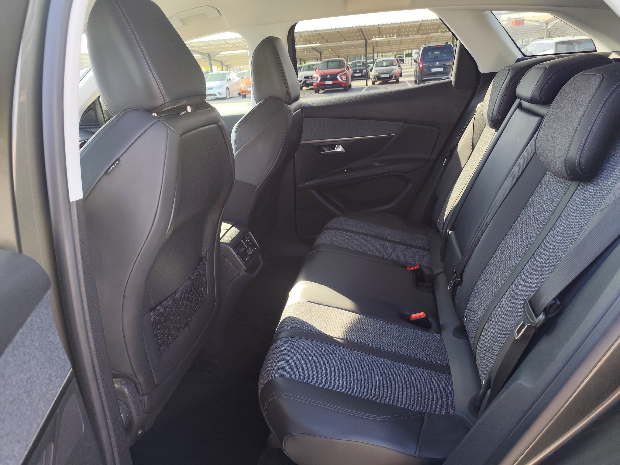 PEUGEOT 3008 1.2 GASOLINA 130 CV 2017 127.000 KM AUTOMATICO