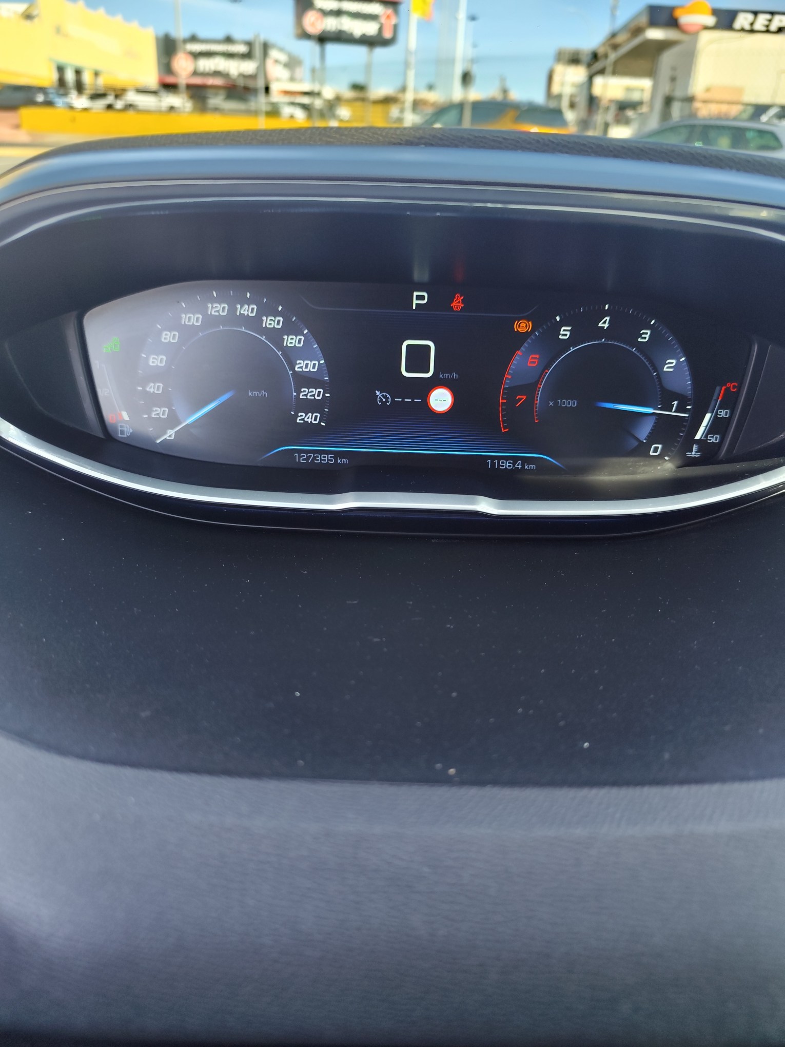 PEUGEOT 3008 1.2 GASOLINA 130 CV 2017 127.000 KM AUTOMATICO