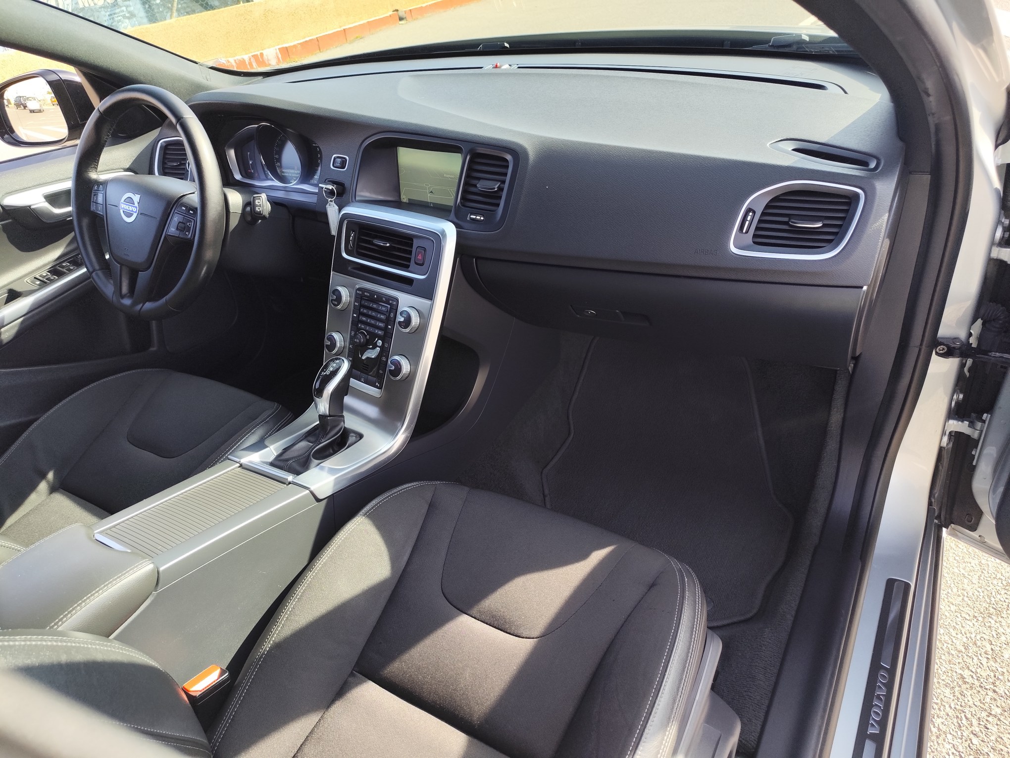 VOLVO V-60 CROSS COUNTRY 2.0 DIESEL 190 CV 2016 206.000 KM AUTOMATICO