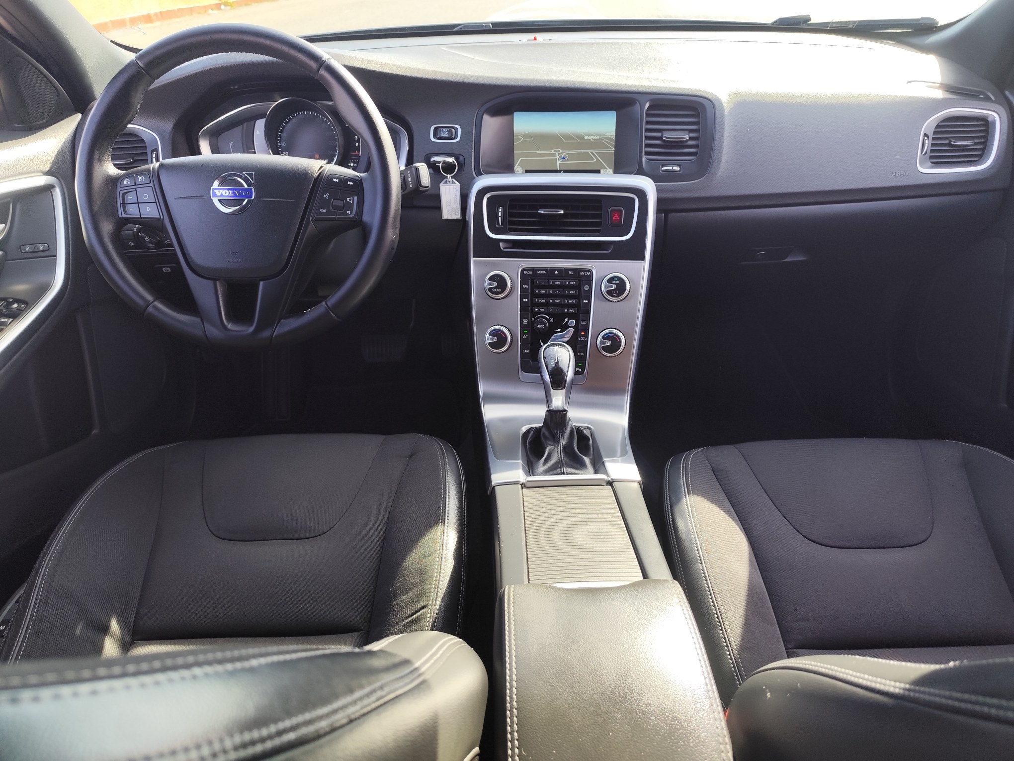 VOLVO V-60 CROSS COUNTRY 2.0 DIESEL 190 CV 2016 206.000 KM AUTOMATICO