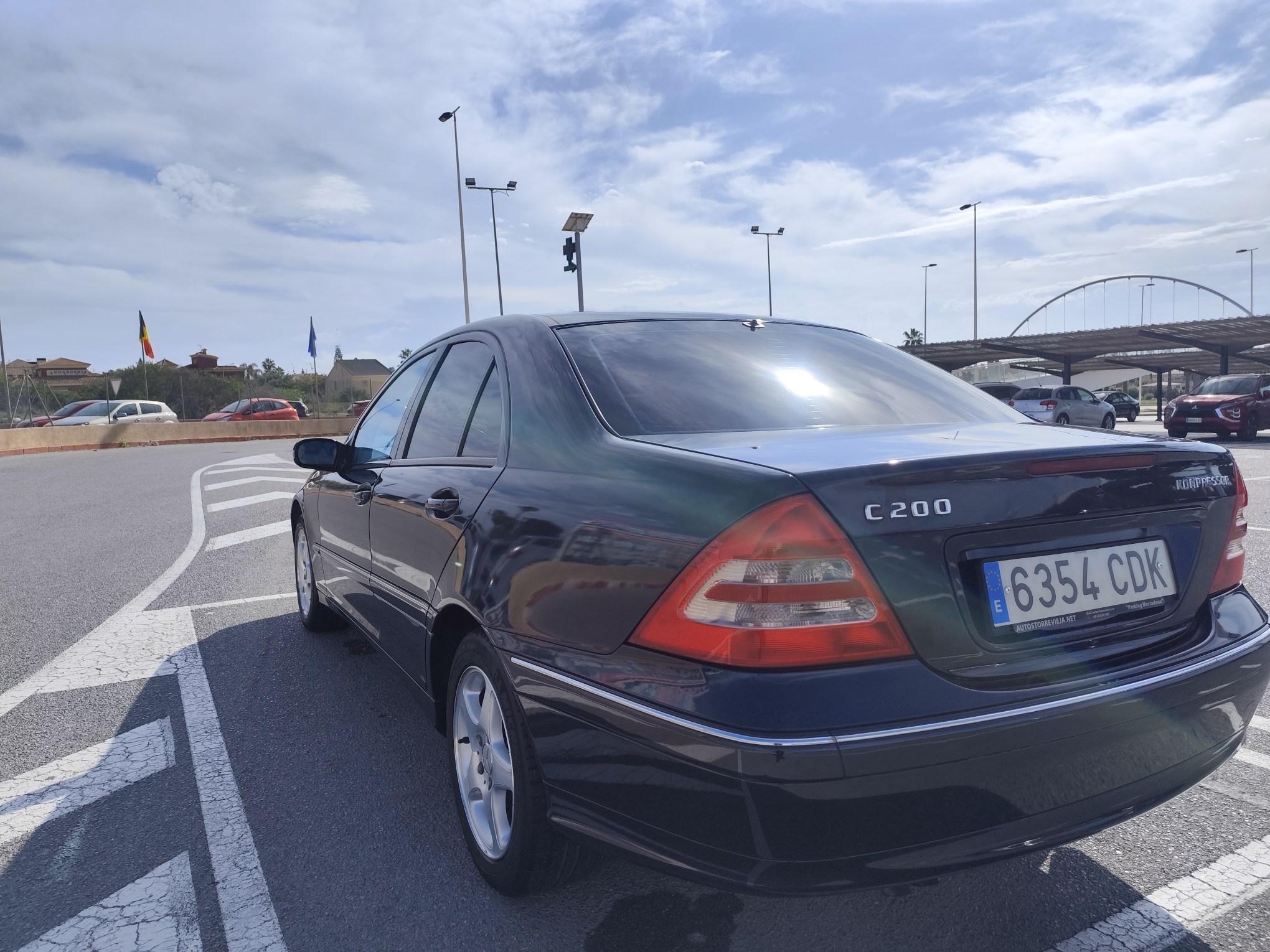 MERCEDES-BENZ C200 KOMPRESSOR 2003 1.8 GASOLINA 163 CV 180.000 KM AUTOMATICO