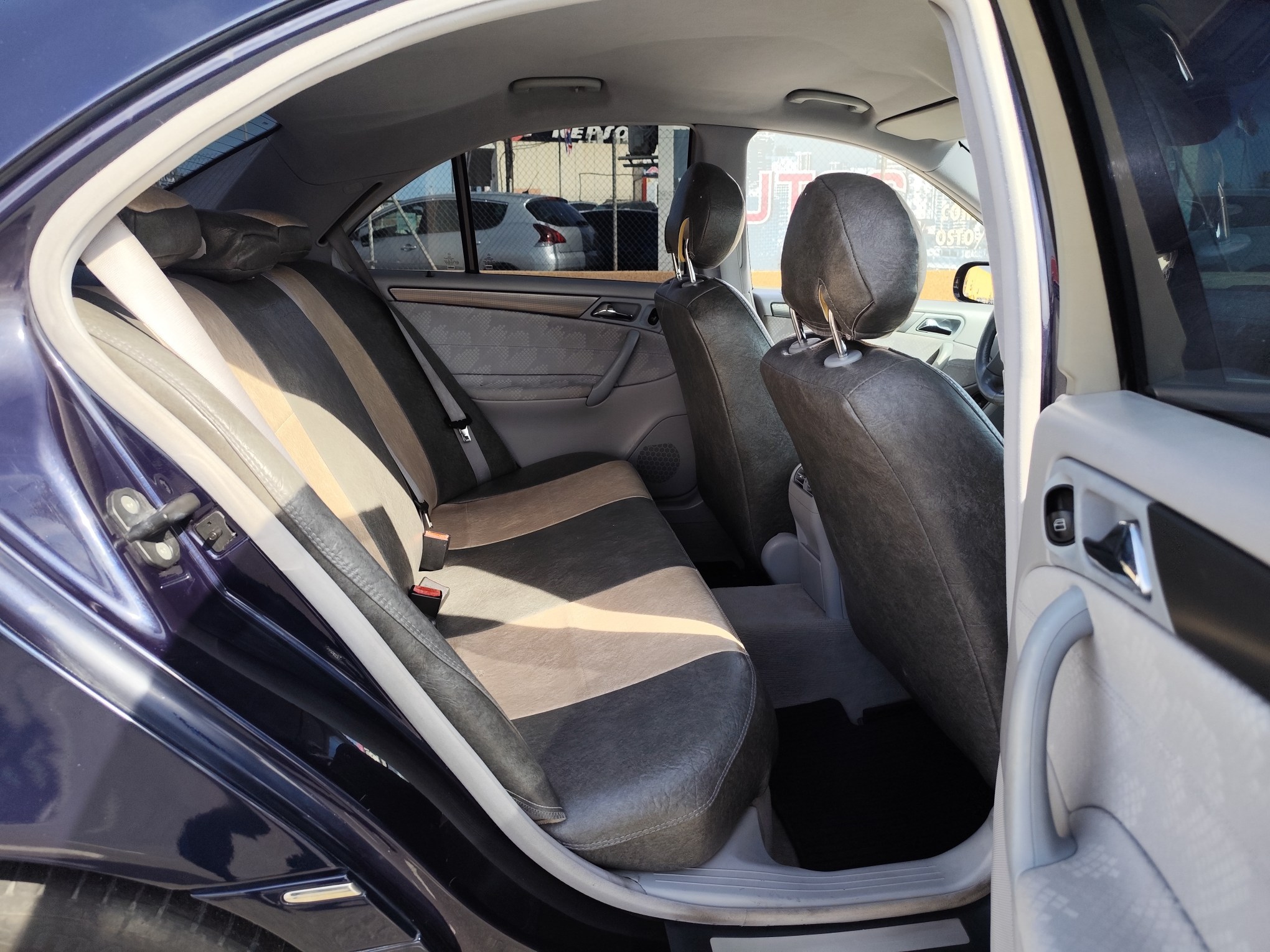 MERCEDES-BENZ C200 KOMPRESSOR 2003 1.8 GASOLINA 163 CV 180.000 KM AUTOMATICO