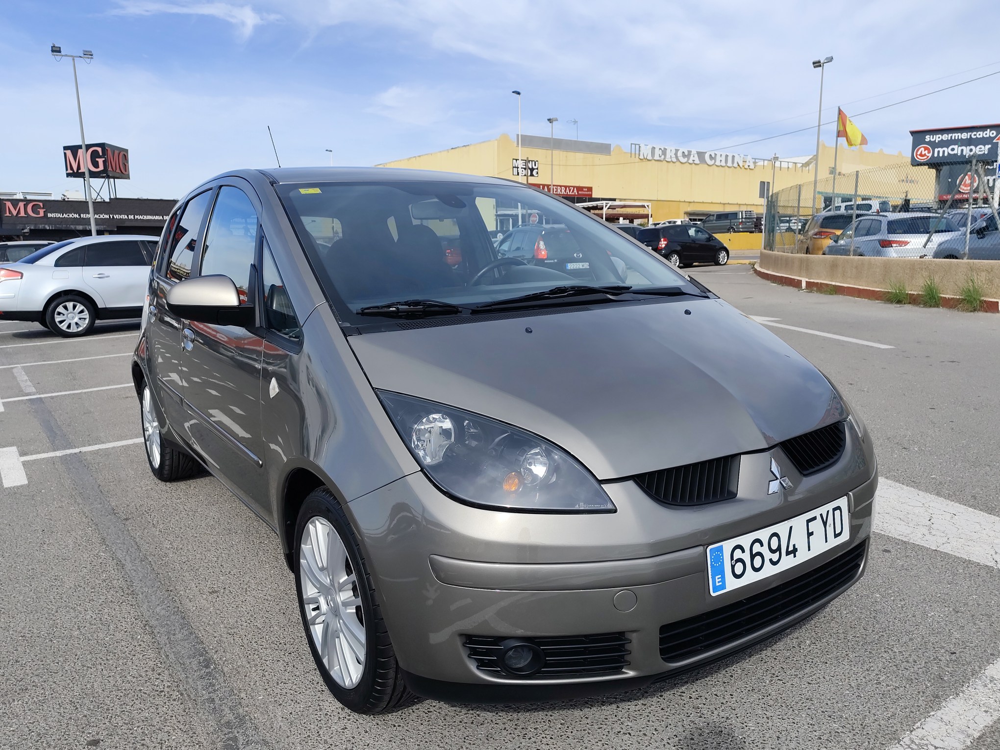MITSUBISHI COLT 1.3 GASOLINA 95 CV 2007 151.000 KM MANUAL