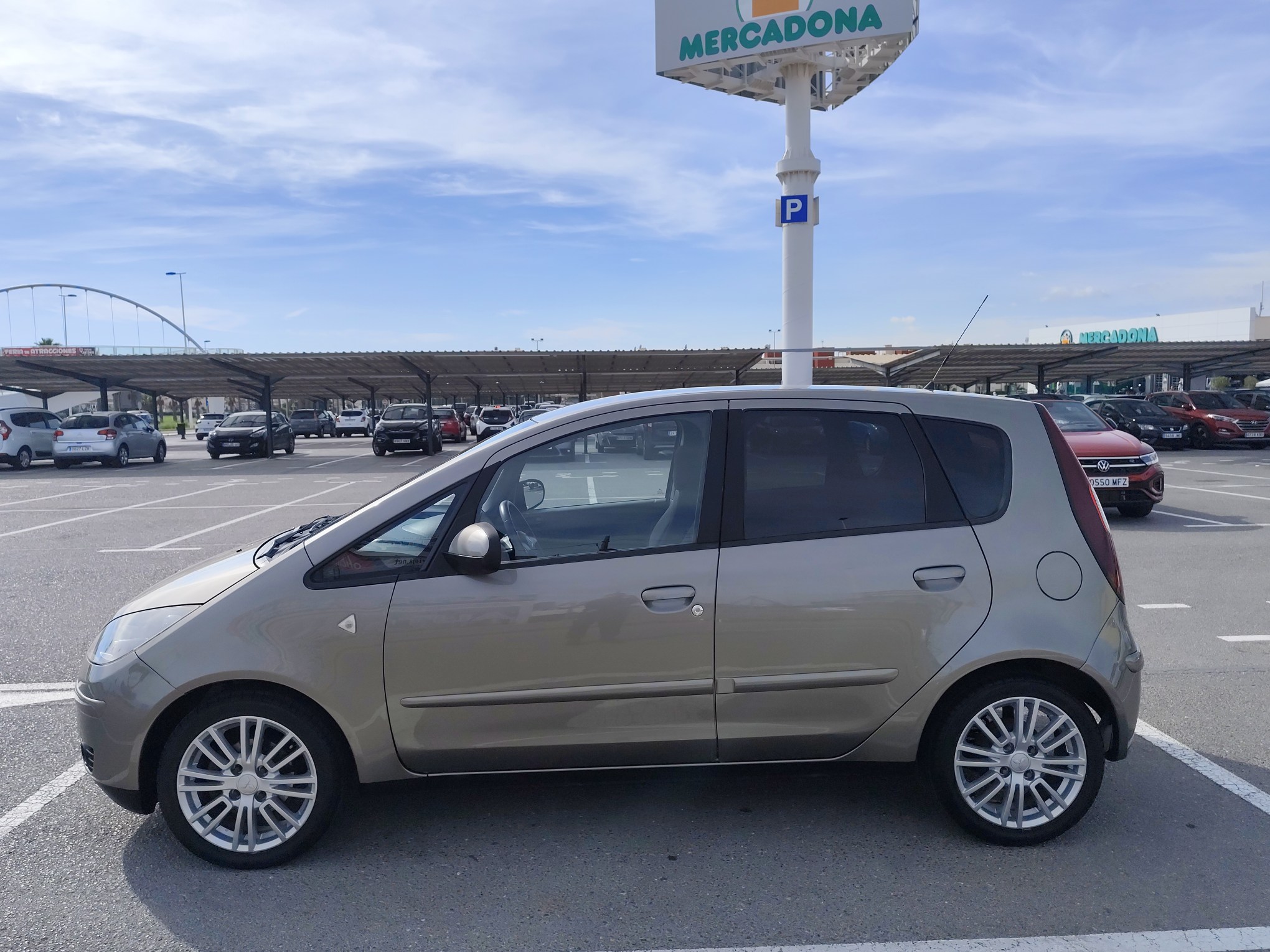 MITSUBISHI COLT 1.3 GASOLINA 95 CV 2007 151.000 KM MANUAL