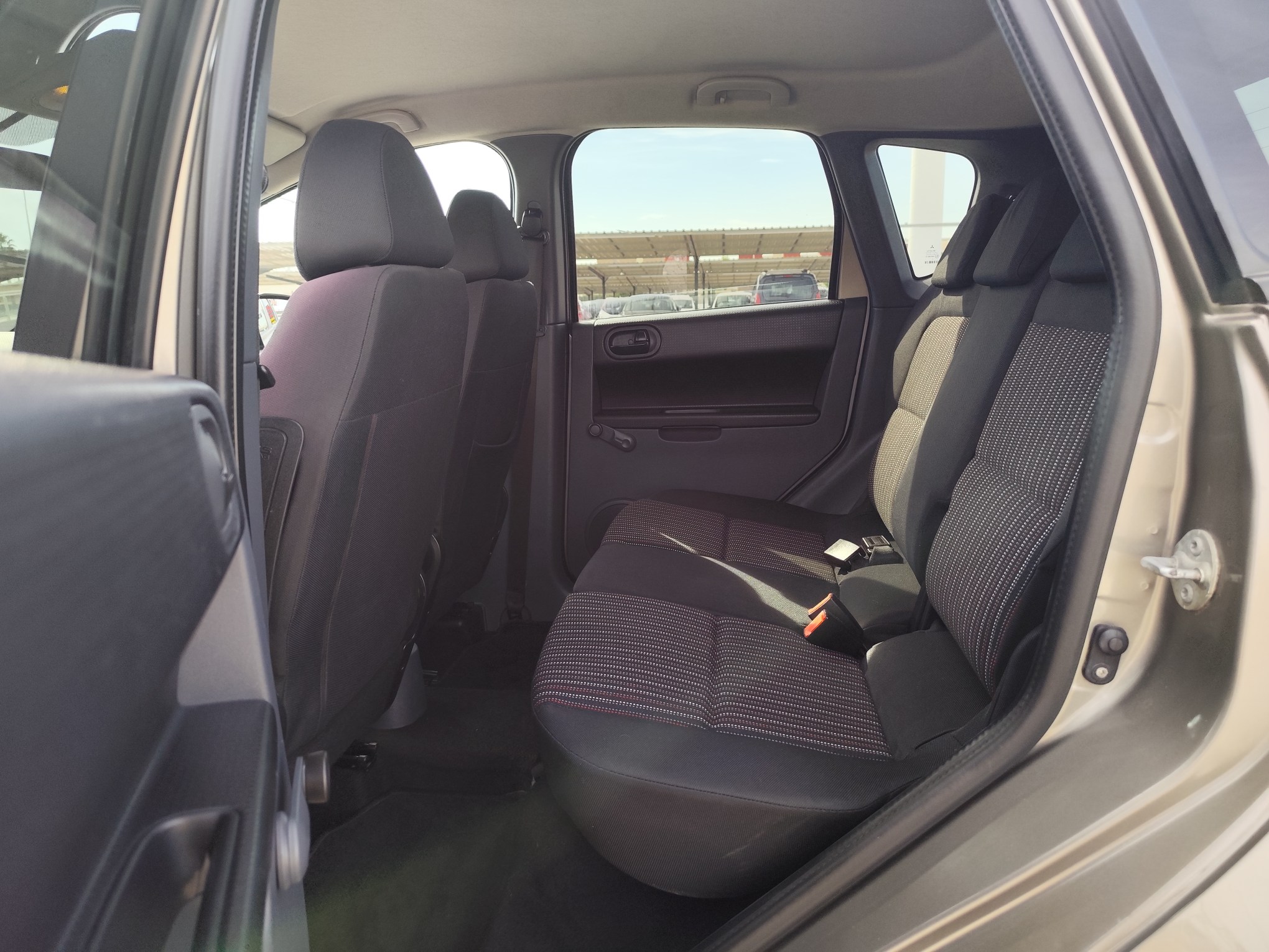 MITSUBISHI COLT 1.3 GASOLINA 95 CV 2007 151.000 KM MANUAL