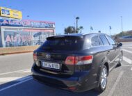 TOYOTA AVENSIS 2.2 DIESEL 150 CV 238.000 KM 2010 AUTOMATICO
