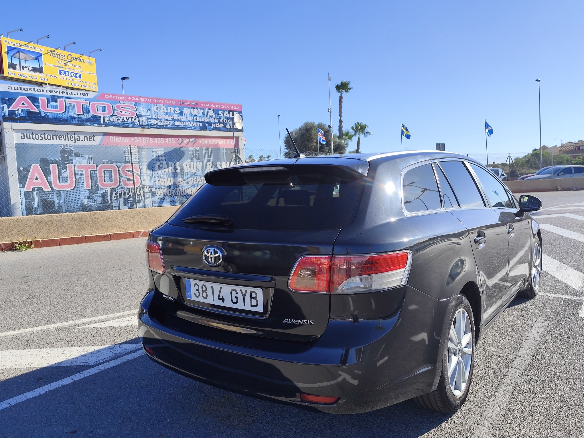 TOYOTA AVENSIS 2.2 DIESEL 150 CV 238.000 KM 2010 AUTOMATICO