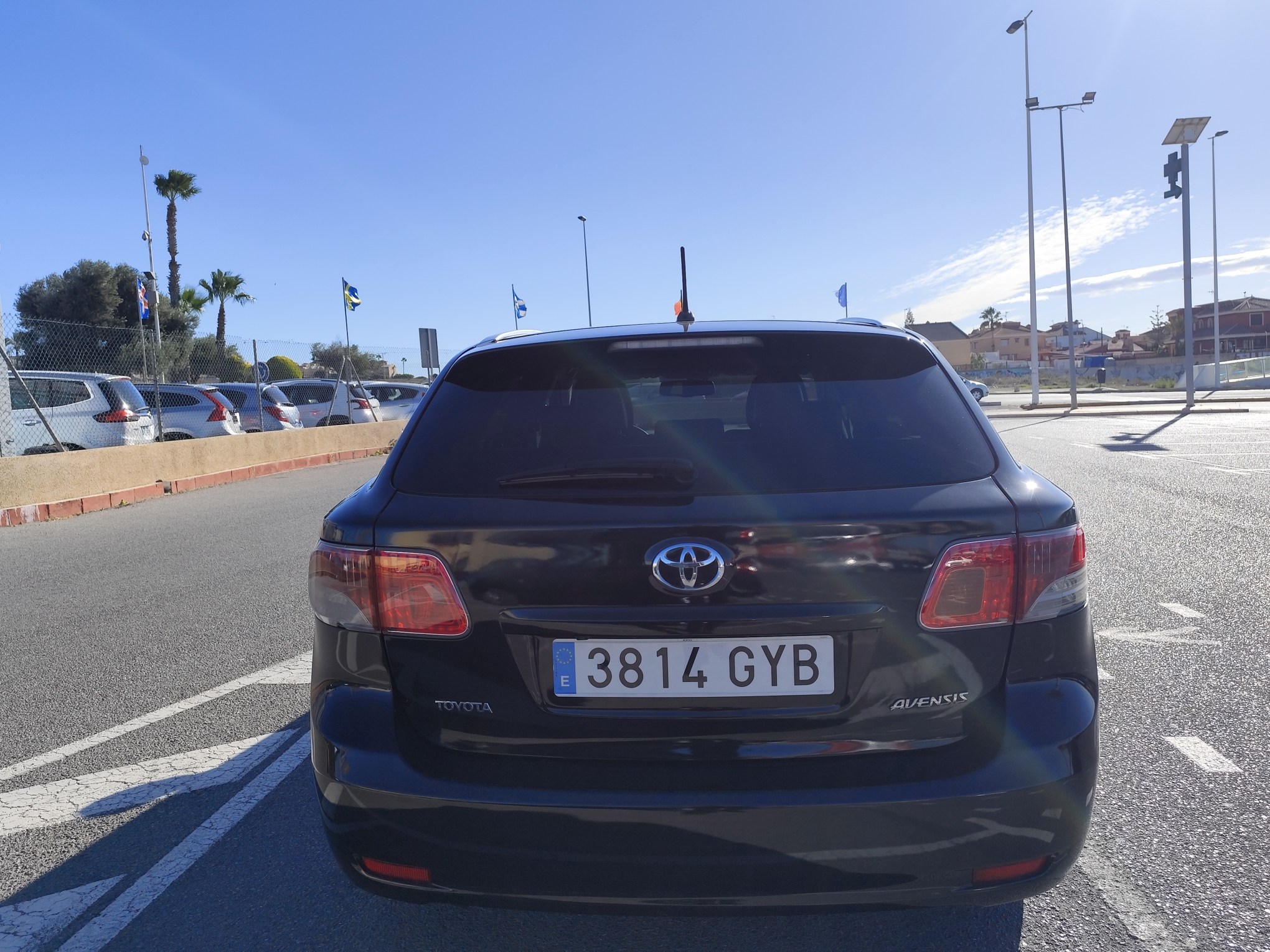 TOYOTA AVENSIS 2.2 DIESEL 150 CV 238.000 KM 2010 AUTOMATICO