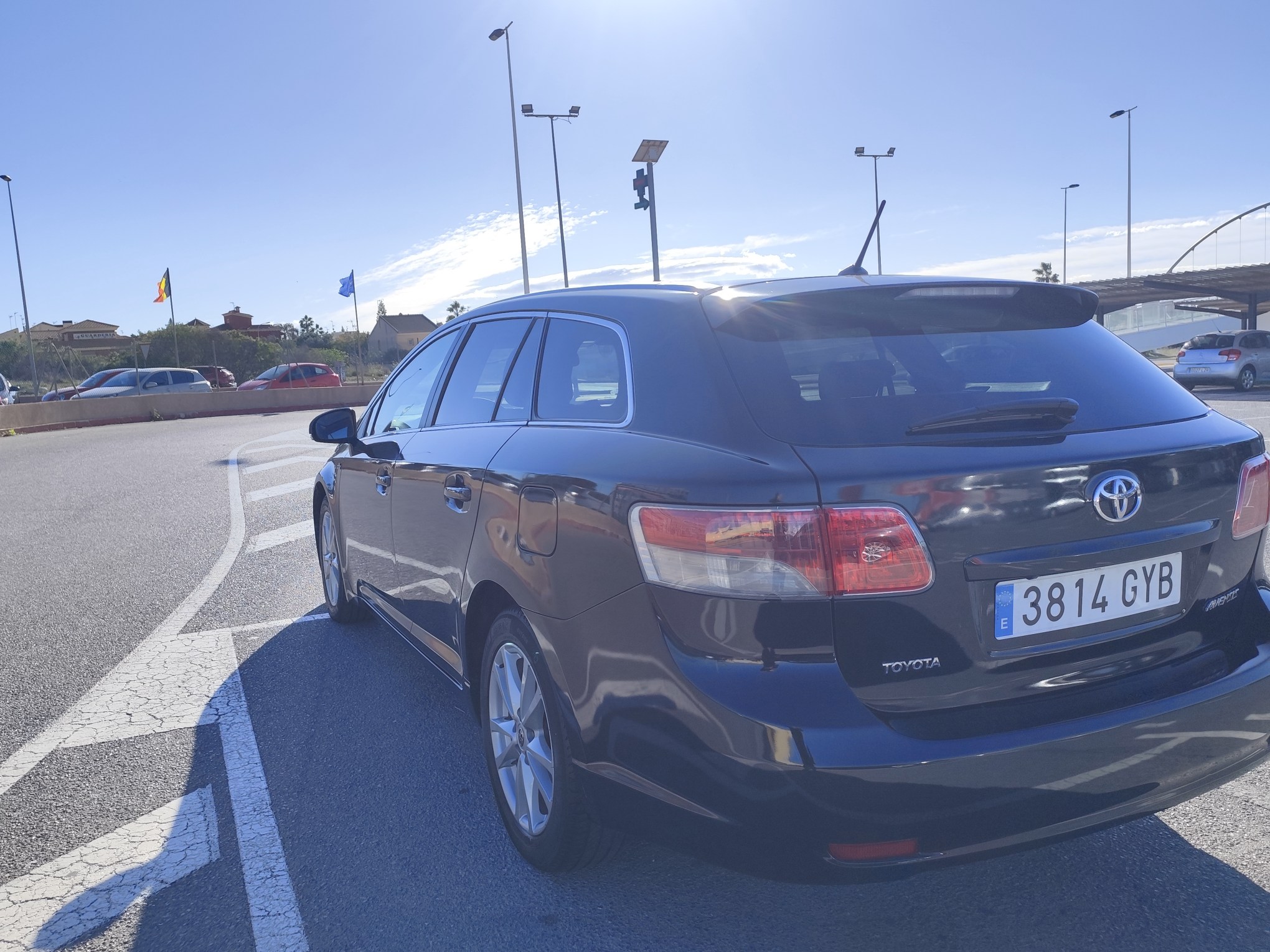 TOYOTA AVENSIS 2.2 DIESEL 150 CV 238.000 KM 2010 AUTOMATICO