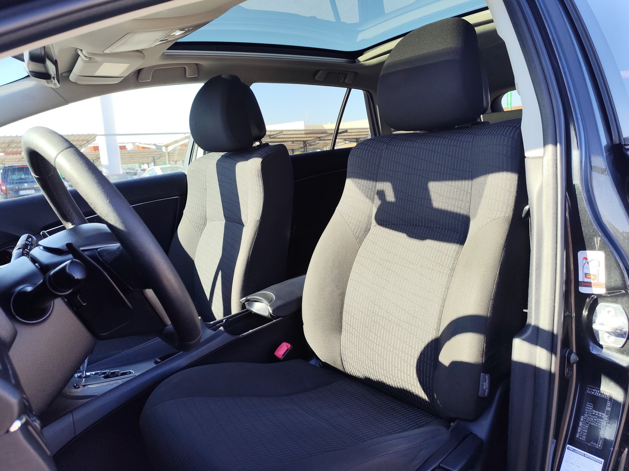 TOYOTA AVENSIS 2.2 DIESEL 150 CV 238.000 KM 2010 AUTOMATICO