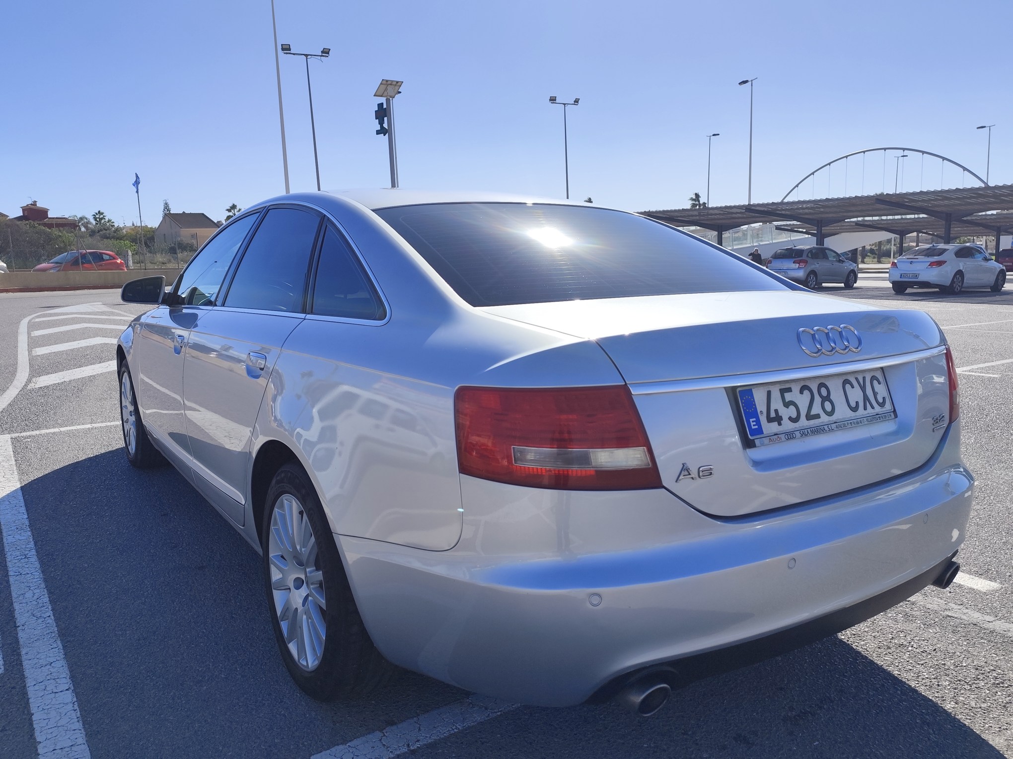 AUDI A-6 3.2 GASOLINA 255 CV 238.000 KM 2004 AUTOMATICO