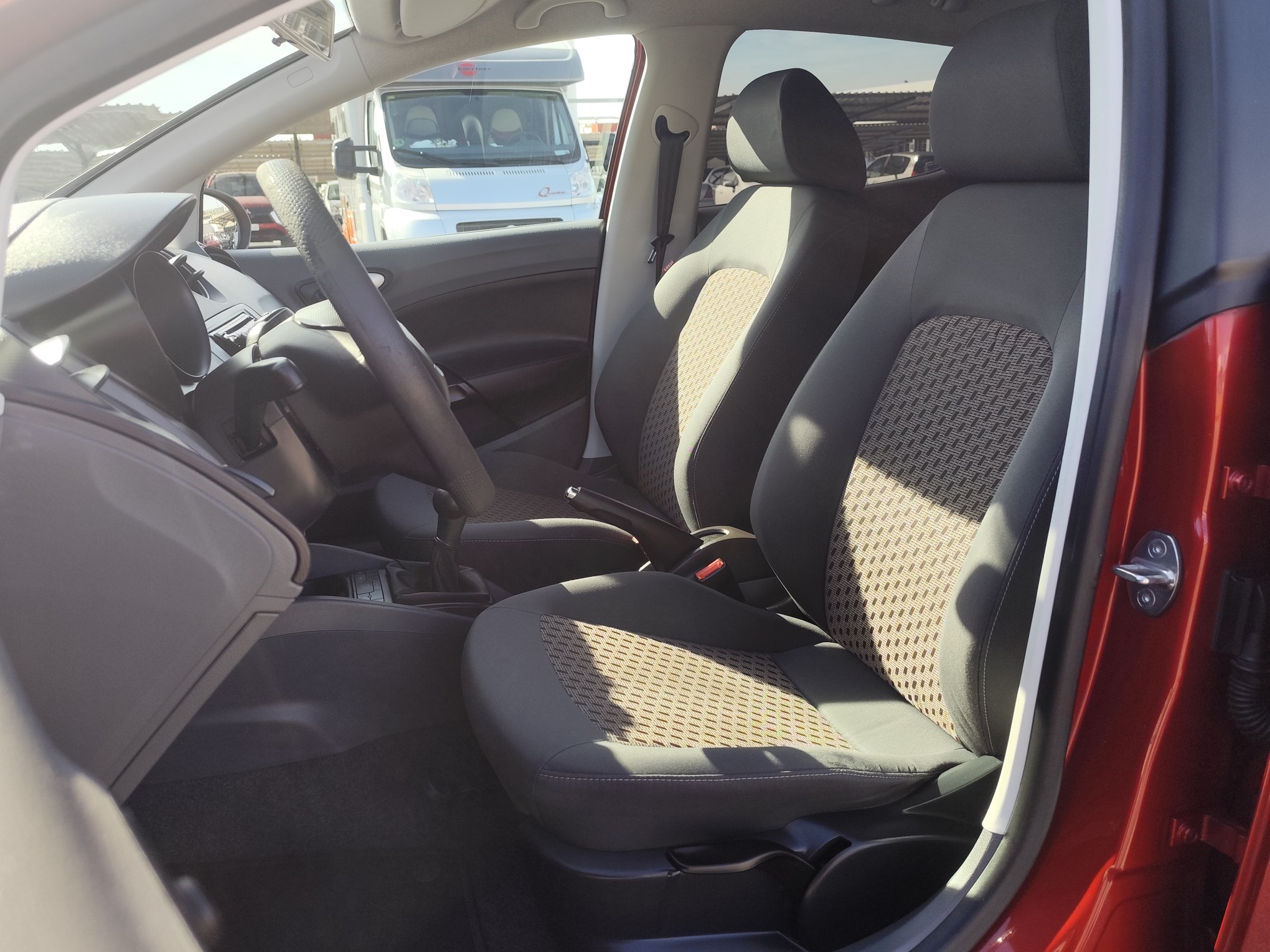 SEAT IBIZA 1.2 GASOLINA 70 CV 2009 178.000 KM MANUAL