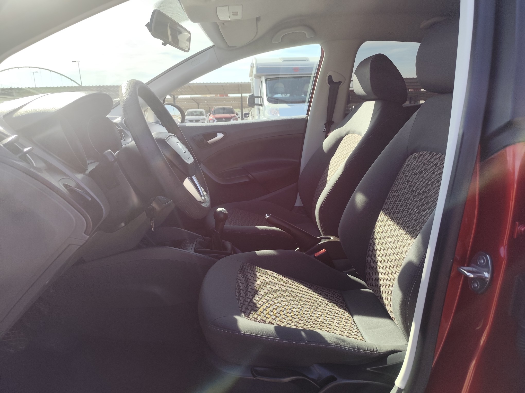 SEAT IBIZA 1.2 GASOLINA 70 CV 2009 178.000 KM MANUAL