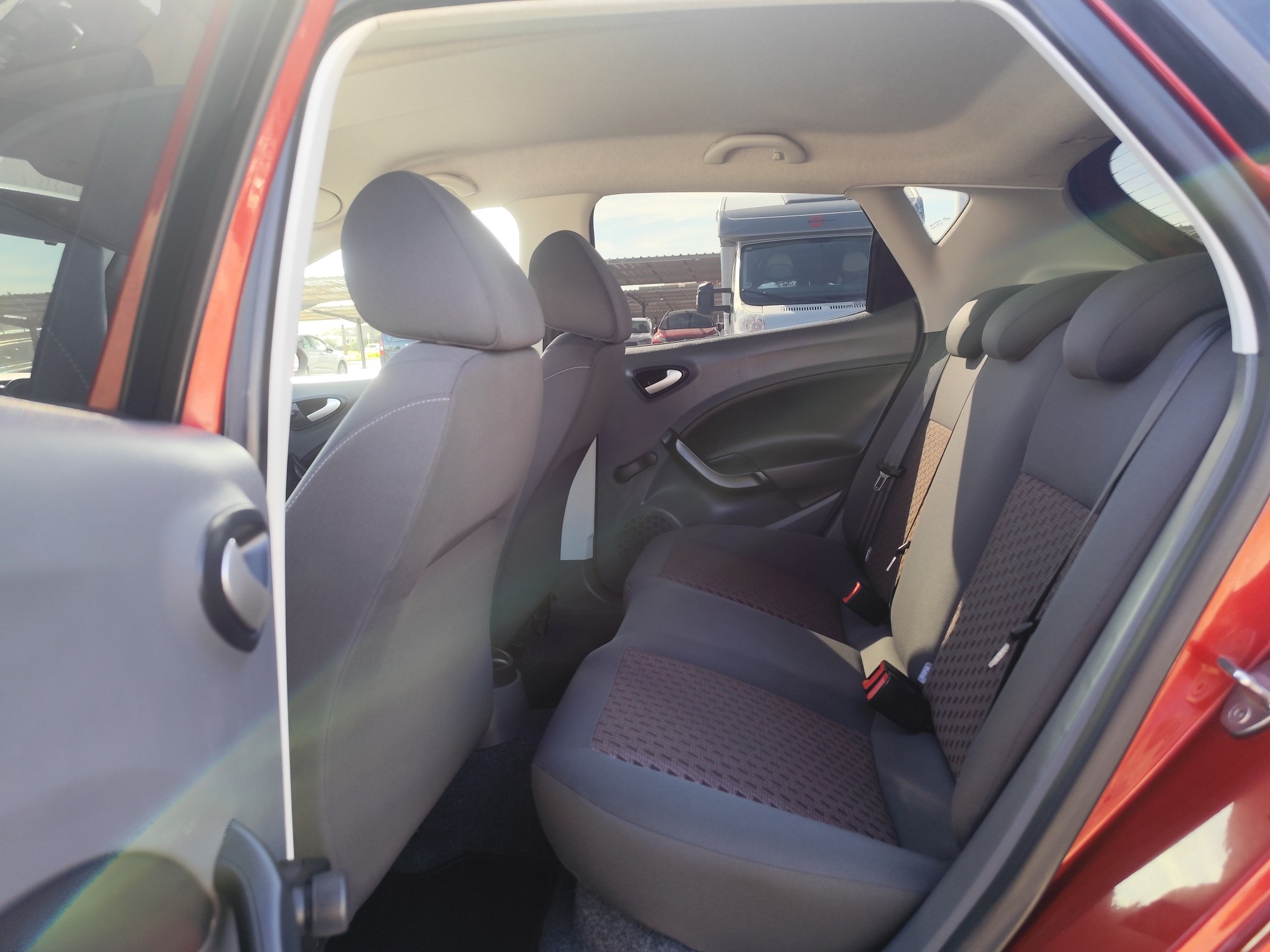 SEAT IBIZA 1.2 GASOLINA 70 CV 2009 178.000 KM MANUAL