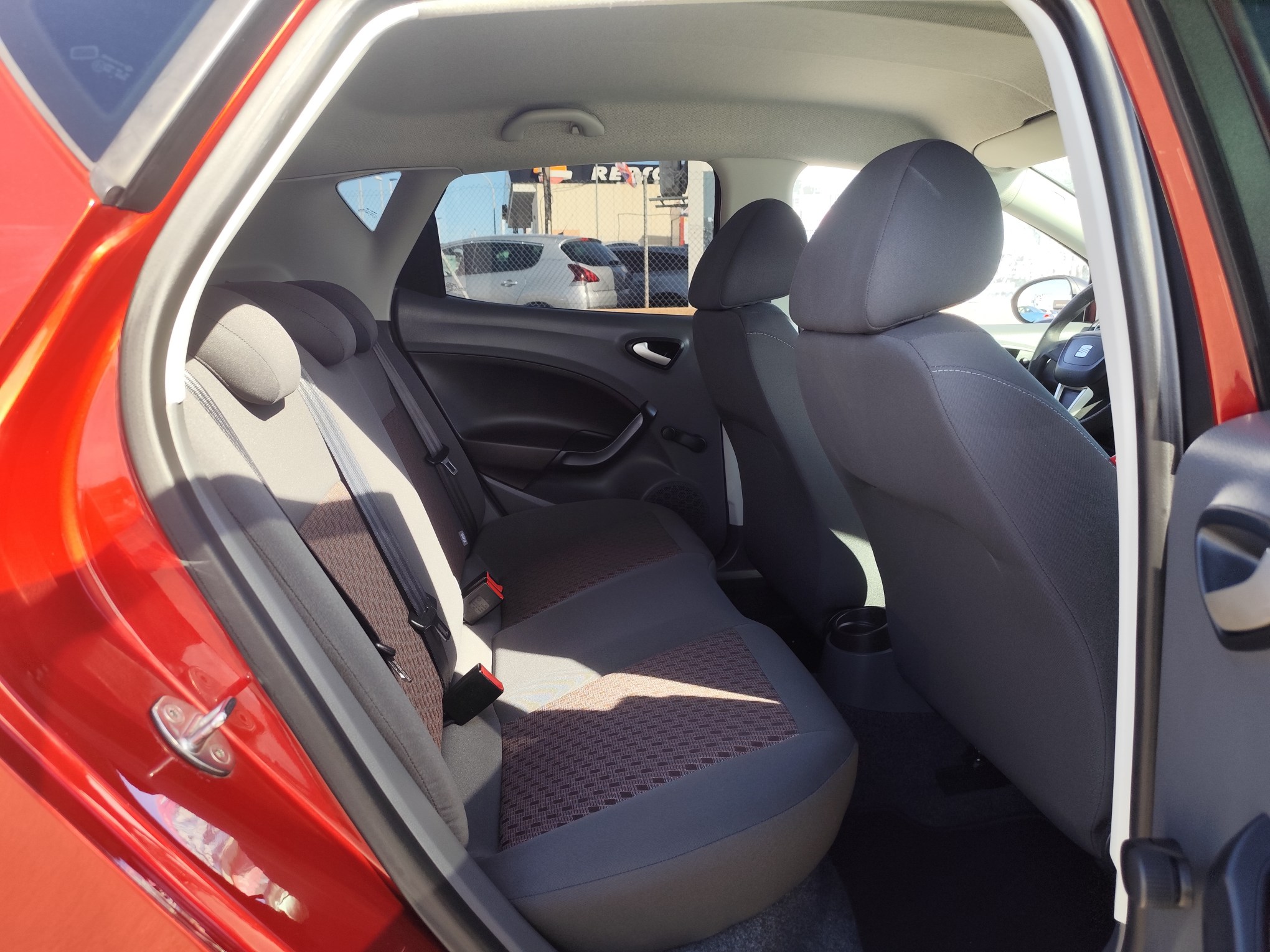 SEAT IBIZA 1.2 GASOLINA 70 CV 2009 178.000 KM MANUAL